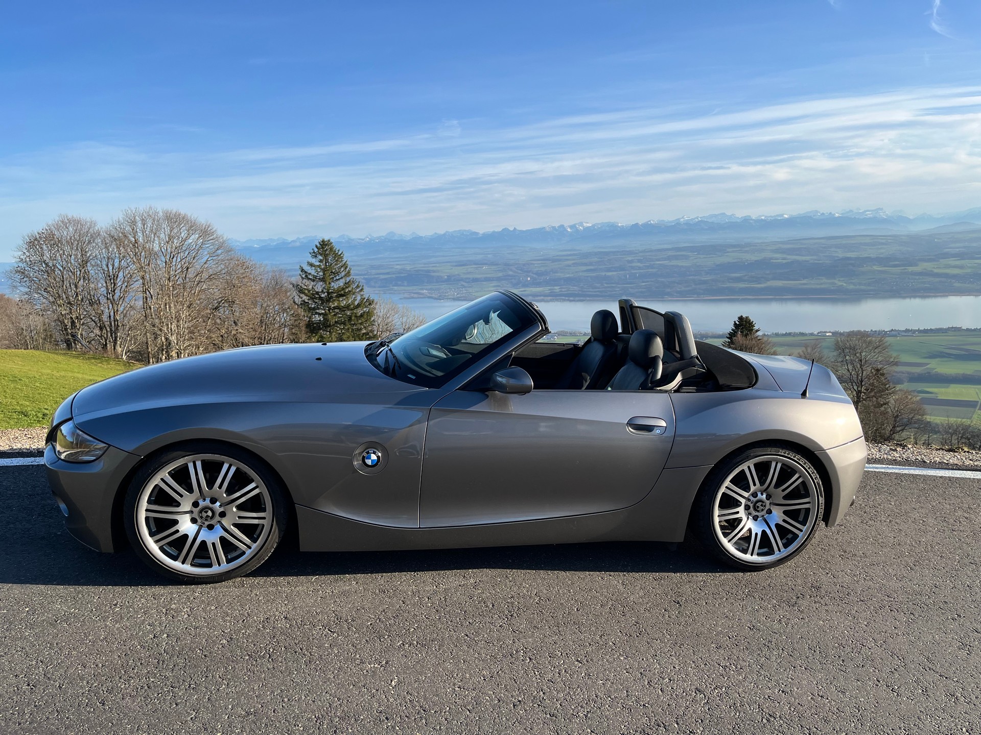 BMW 3.0i Roadster-image-13
