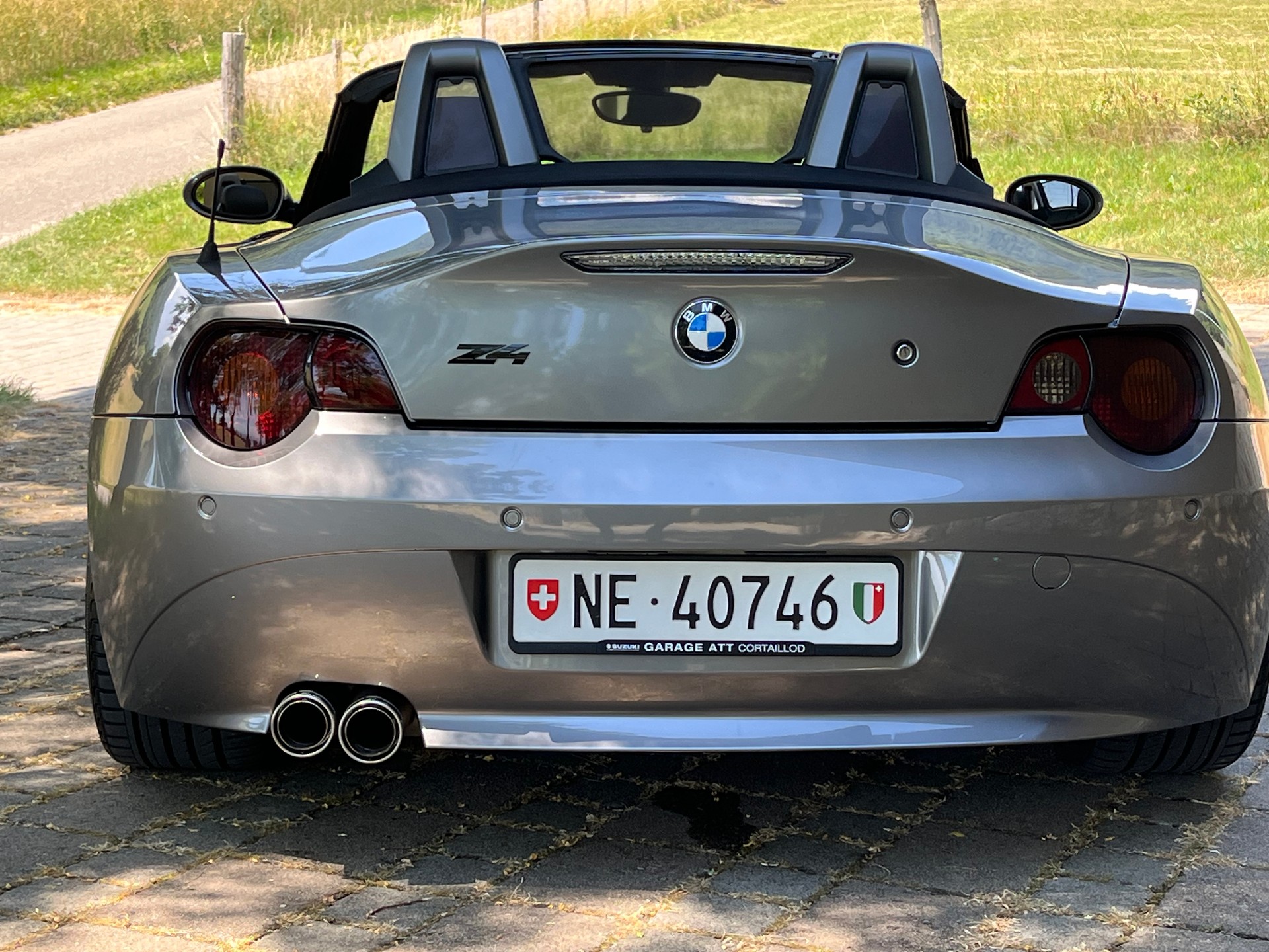 BMW Z4 3.0i Roadster-image-15