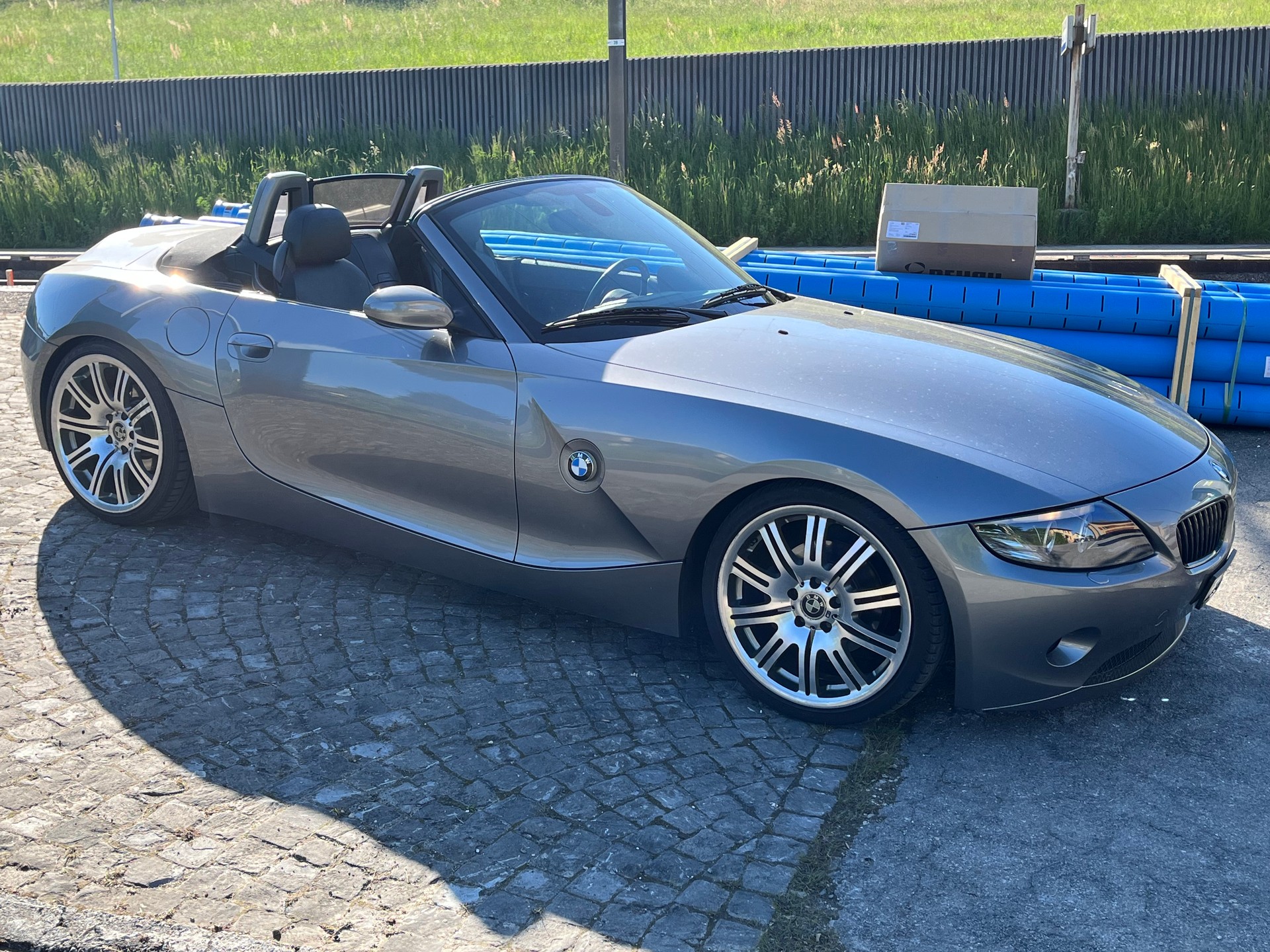 BMW 3.0i Roadster-image-4