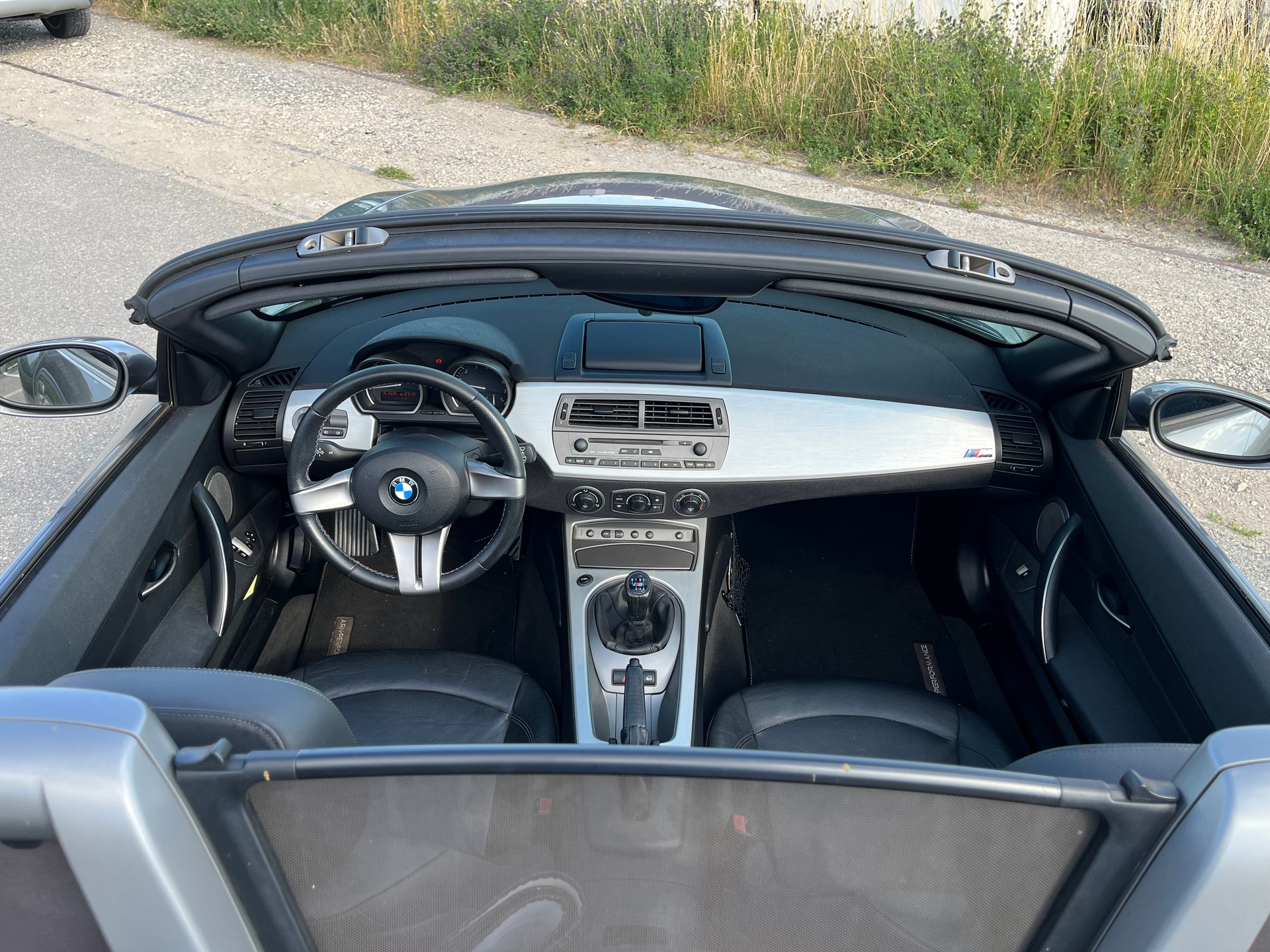 BMW Z4 3.0i Roadster-image-12