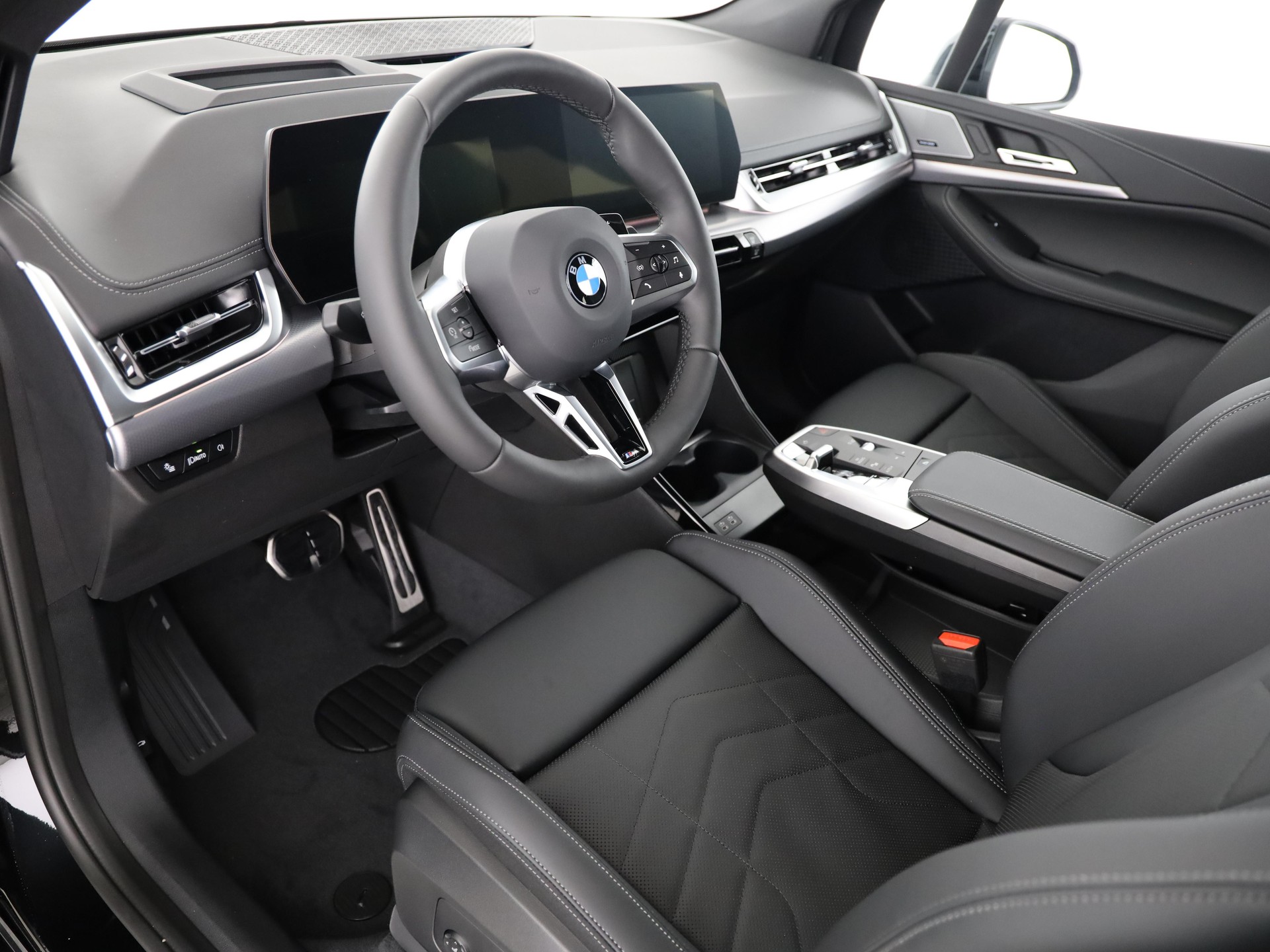 BMW 223d xDrive SDKG Active Tourer-image-12