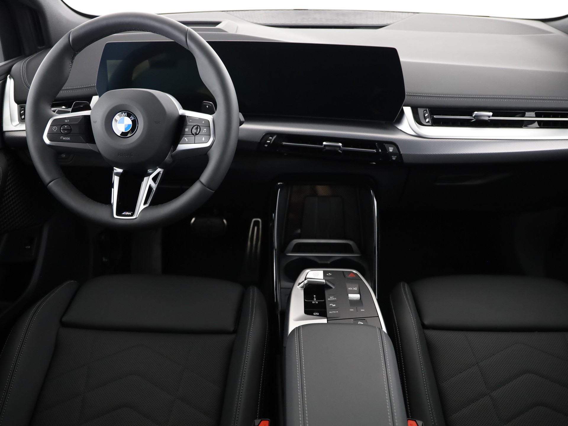 BMW 223d xDrive SDKG Active Tourer-image-16