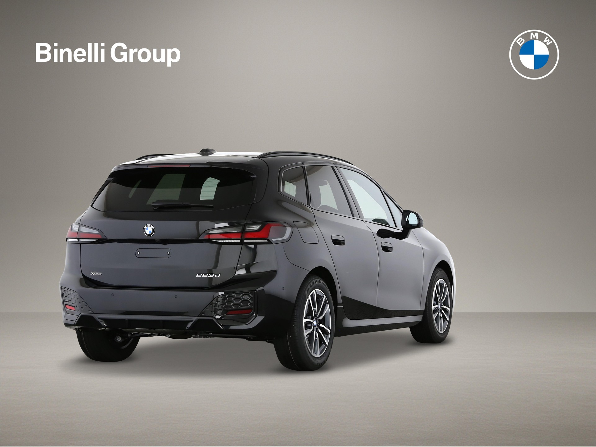 BMW 223d xDrive SDKG Active Tourer-showroom-element-1
