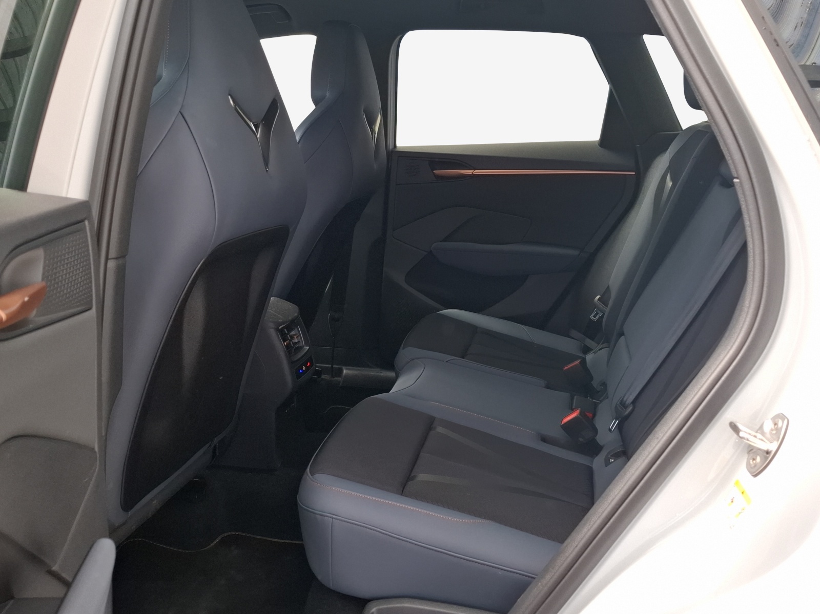CUPRA Terramar 2.0 TSI DSG 4Drive VZ-image-11