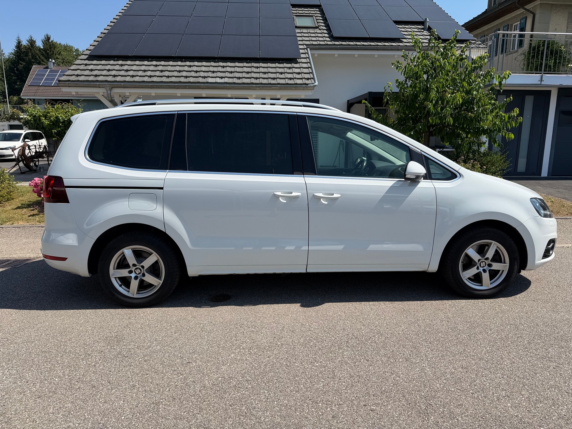 SEAT Alhambra 2.0 TDI 4Drive Style-image-4