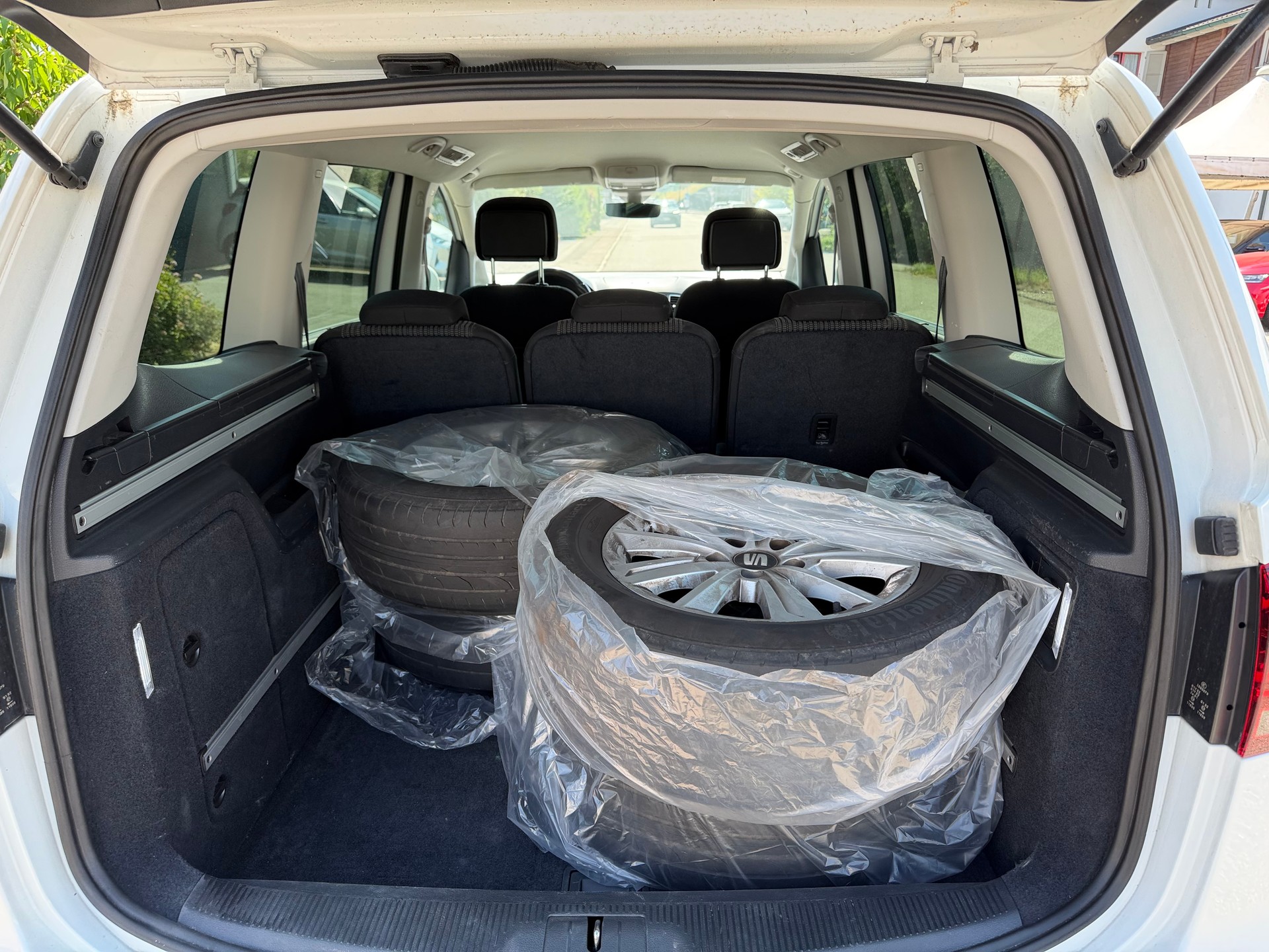 SEAT Alhambra 2.0 TDI 4Drive Style-image-13