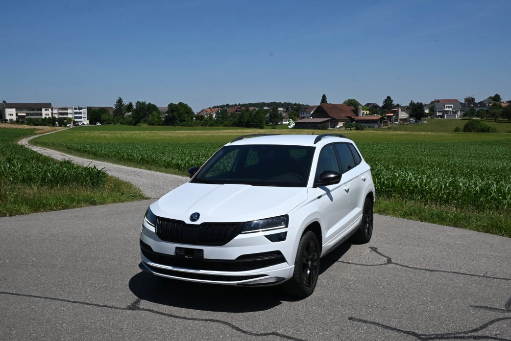 SKODA Karoq 2.0 TDI SCR SportLine 4x4 DSG-image-0