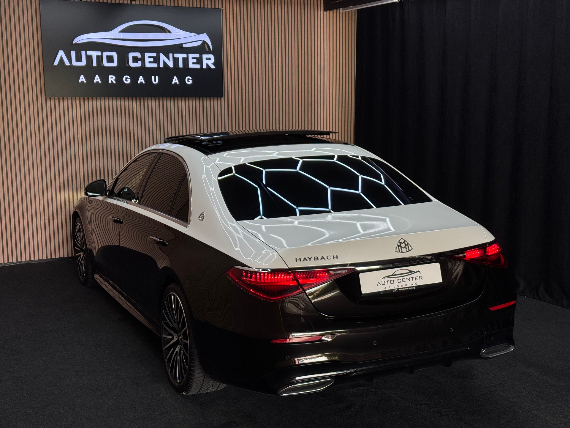 MERCEDES-BENZ S 400 d AMG Line 4matic lang | MAYBACH | Werksgarantie | *ab CHF 899.-/ Monat*-showroom-element-3