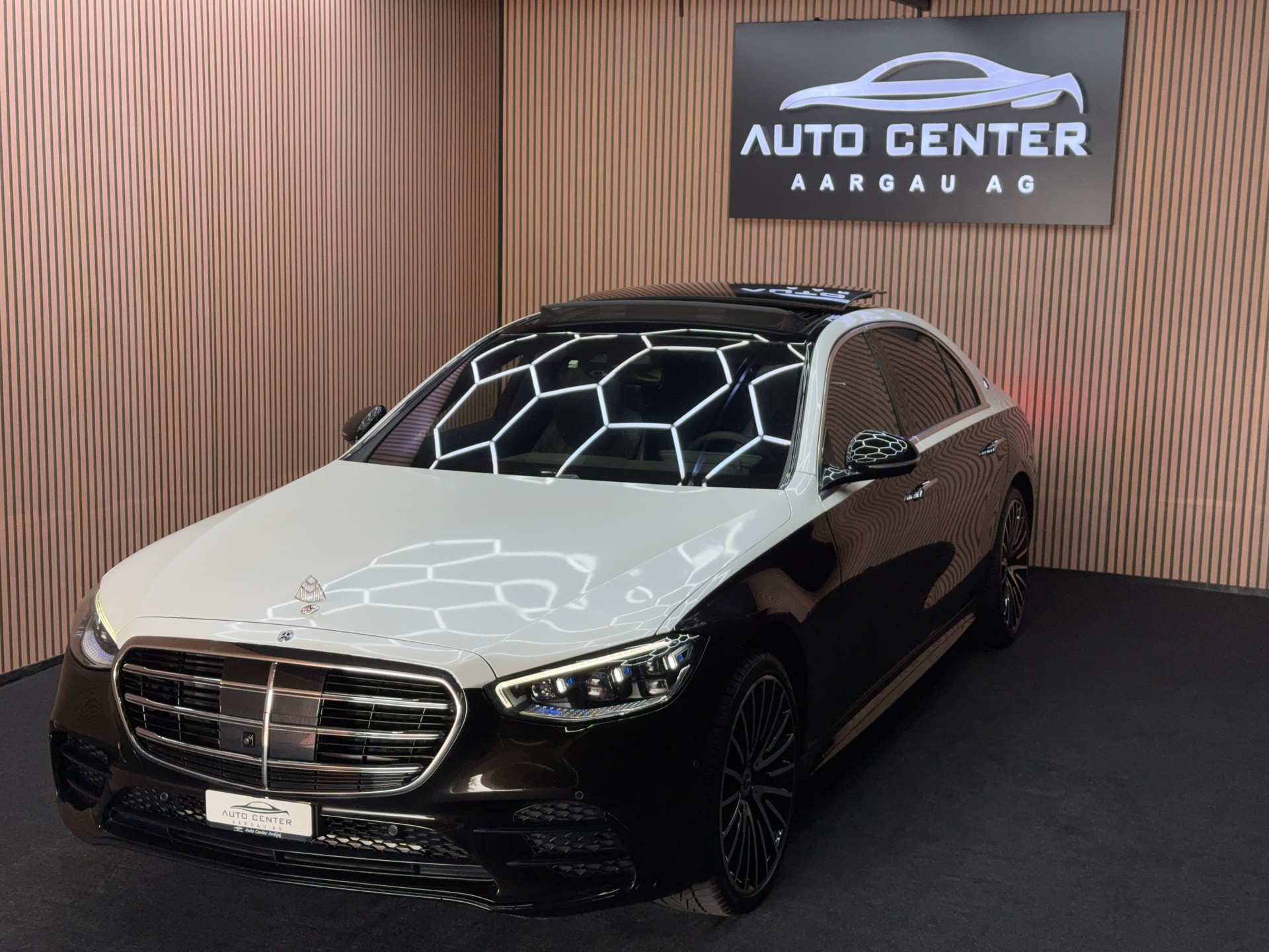 MERCEDES-BENZ S 400 d AMG Line 4matic lang | MAYBACH | Werksgarantie | *ab CHF 899.-/ Monat*-showroom-element-2