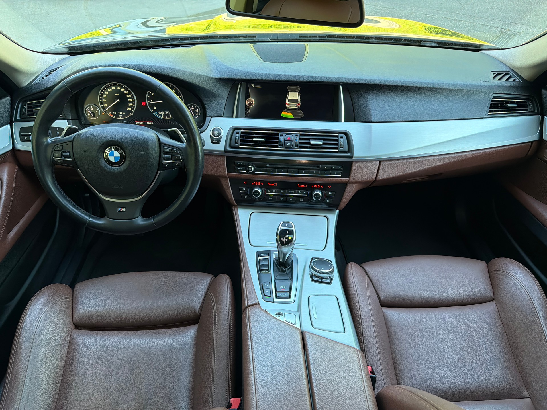 BMW 528i Touring xDrive Modern Line Steptronic-image-9