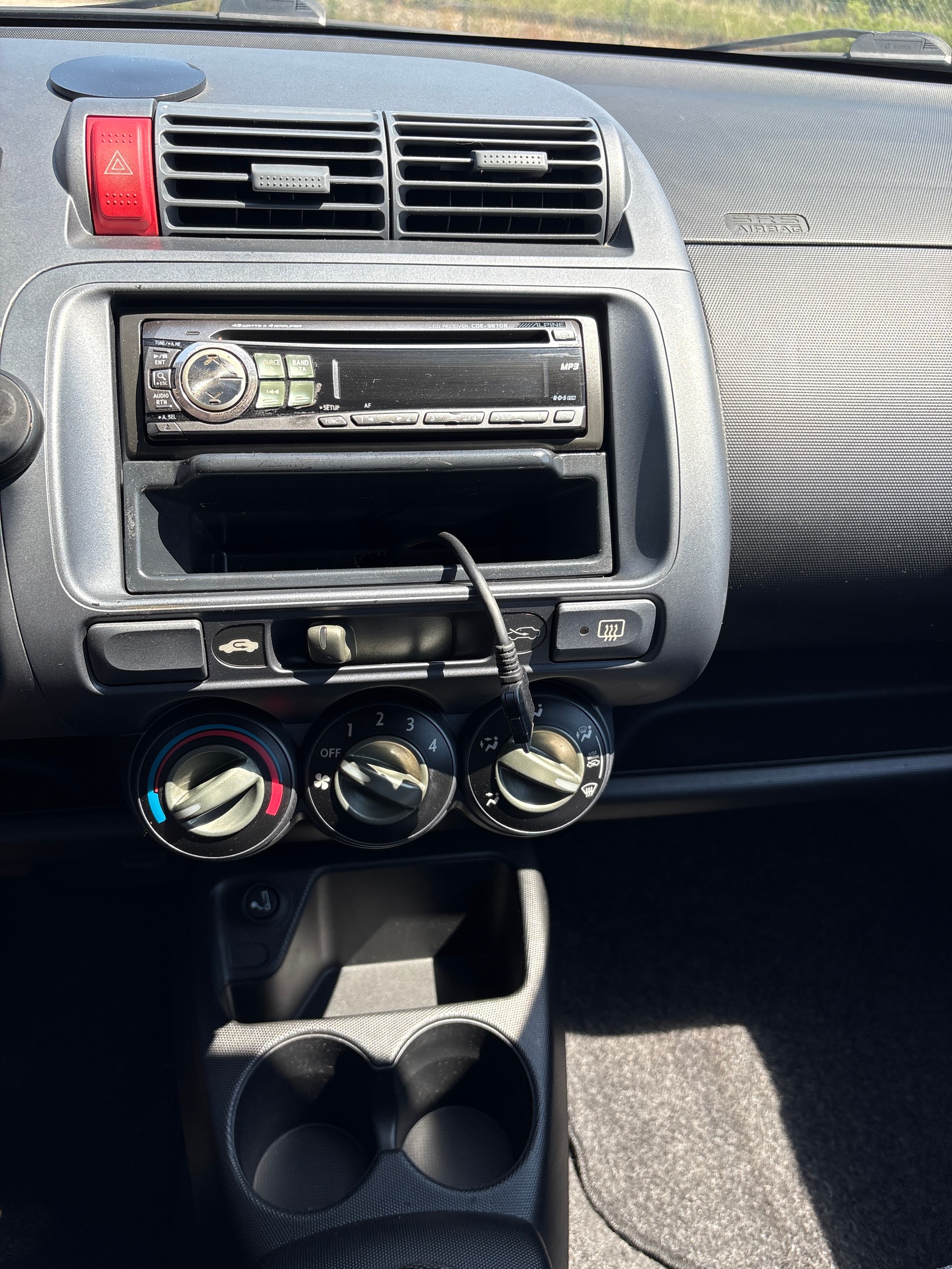 HONDA Jazz 1.4i LS-image-9