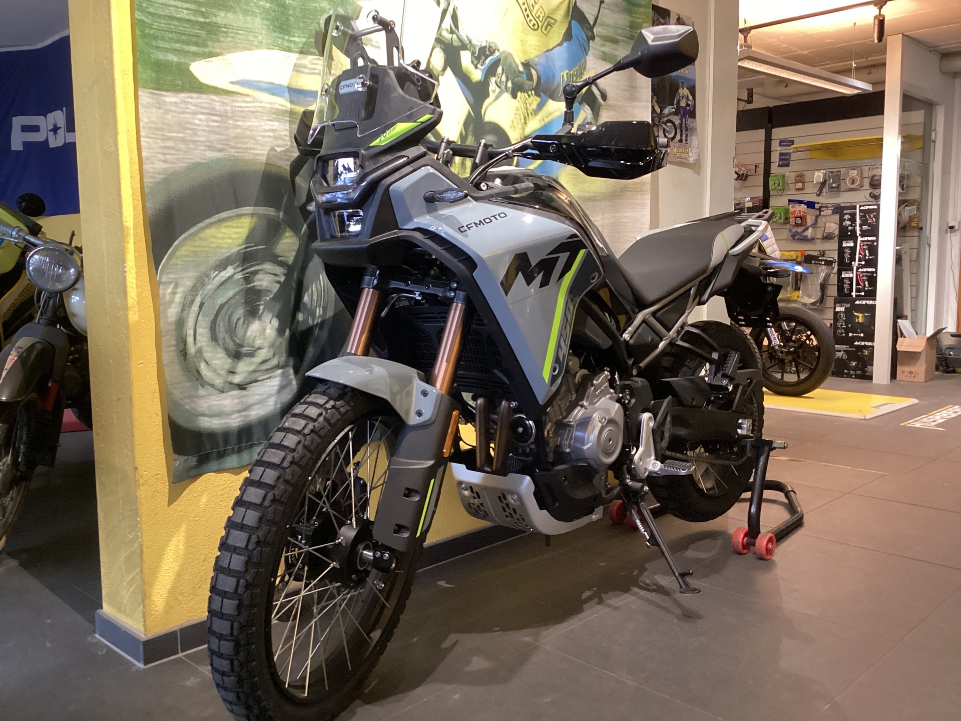 CF MOTO 450MT