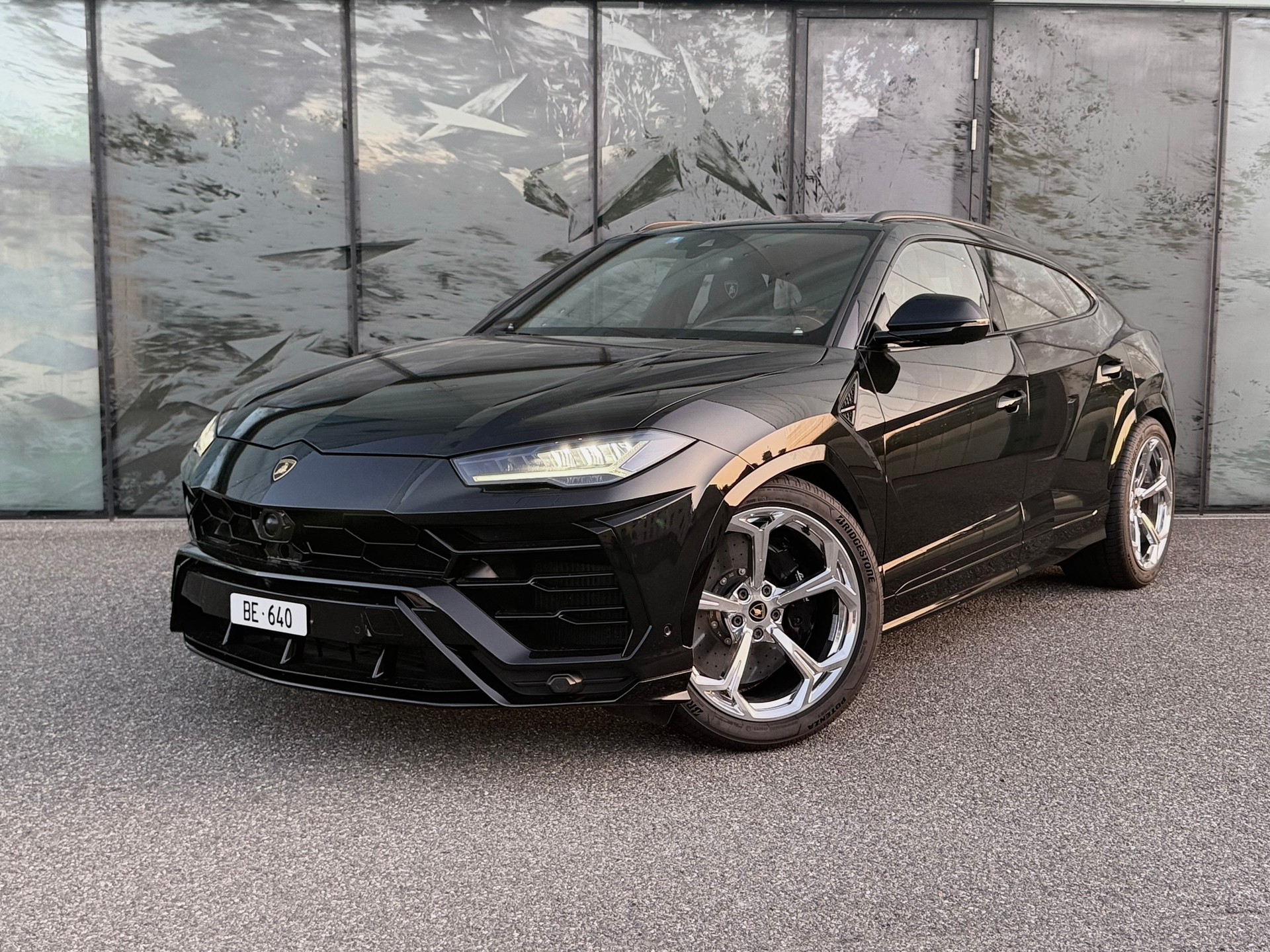 LAMBORGHINI Urus 4.0 MY2022-image-0
