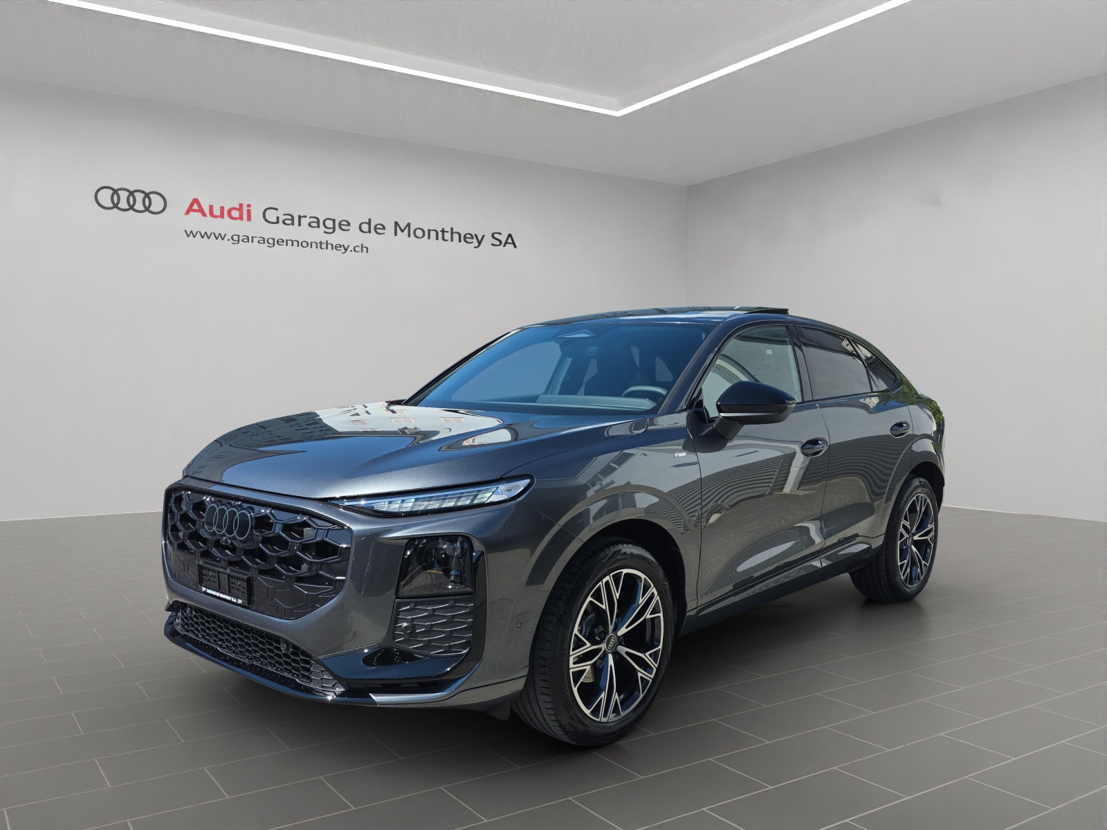 AUDI Q3 Sportback 110 kW TFSI S tronic-image-0