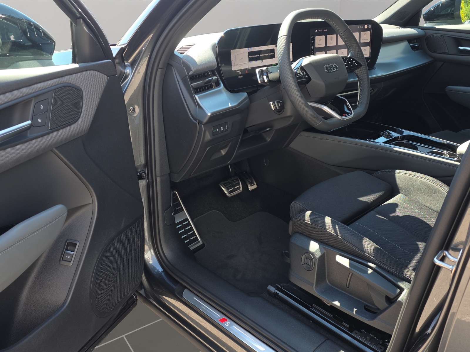 AUDI Q3 Sportback 110 kW TFSI S tronic-image-7