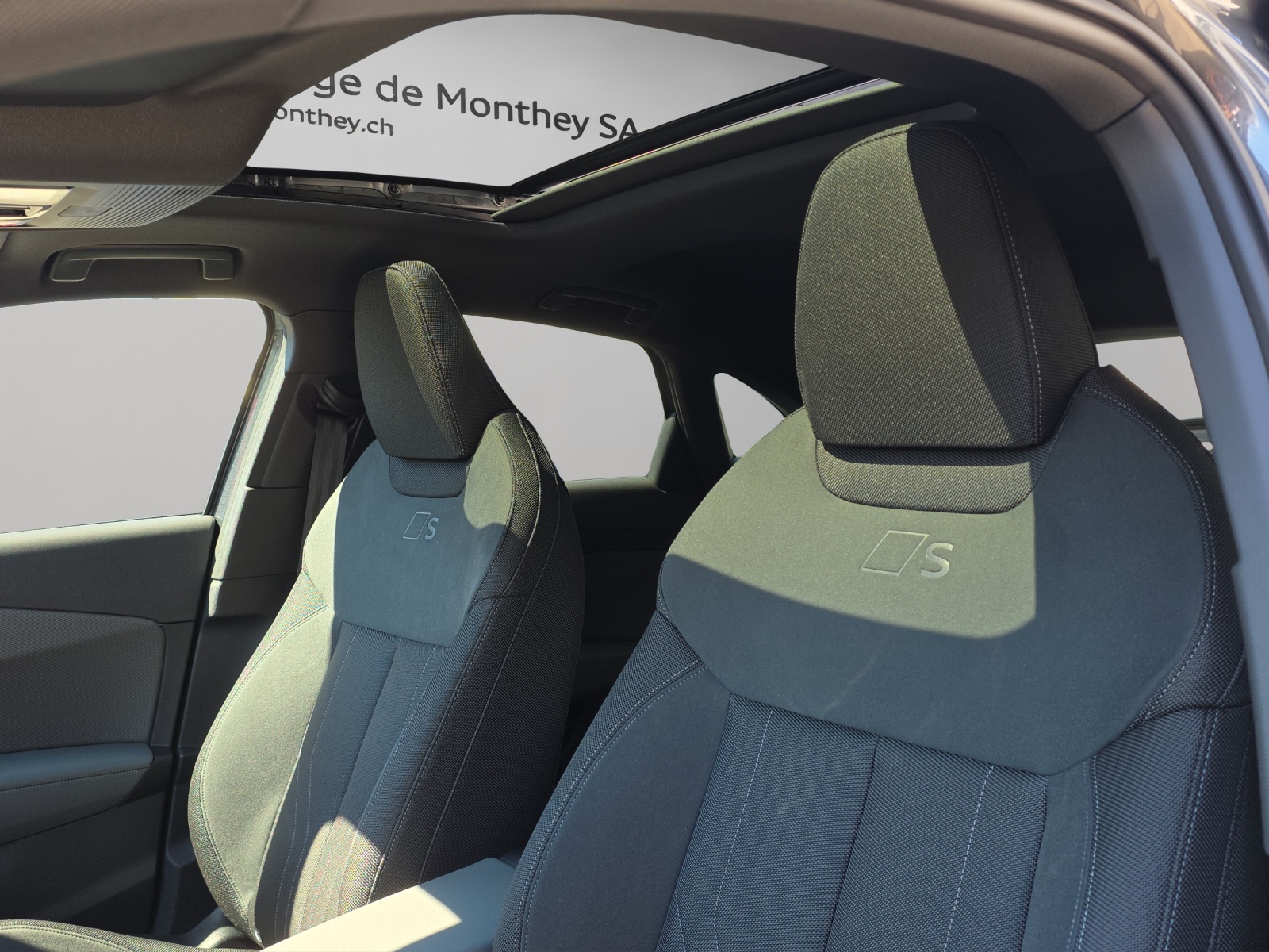 AUDI Q3 Sportback 110 kW TFSI S tronic-image-8