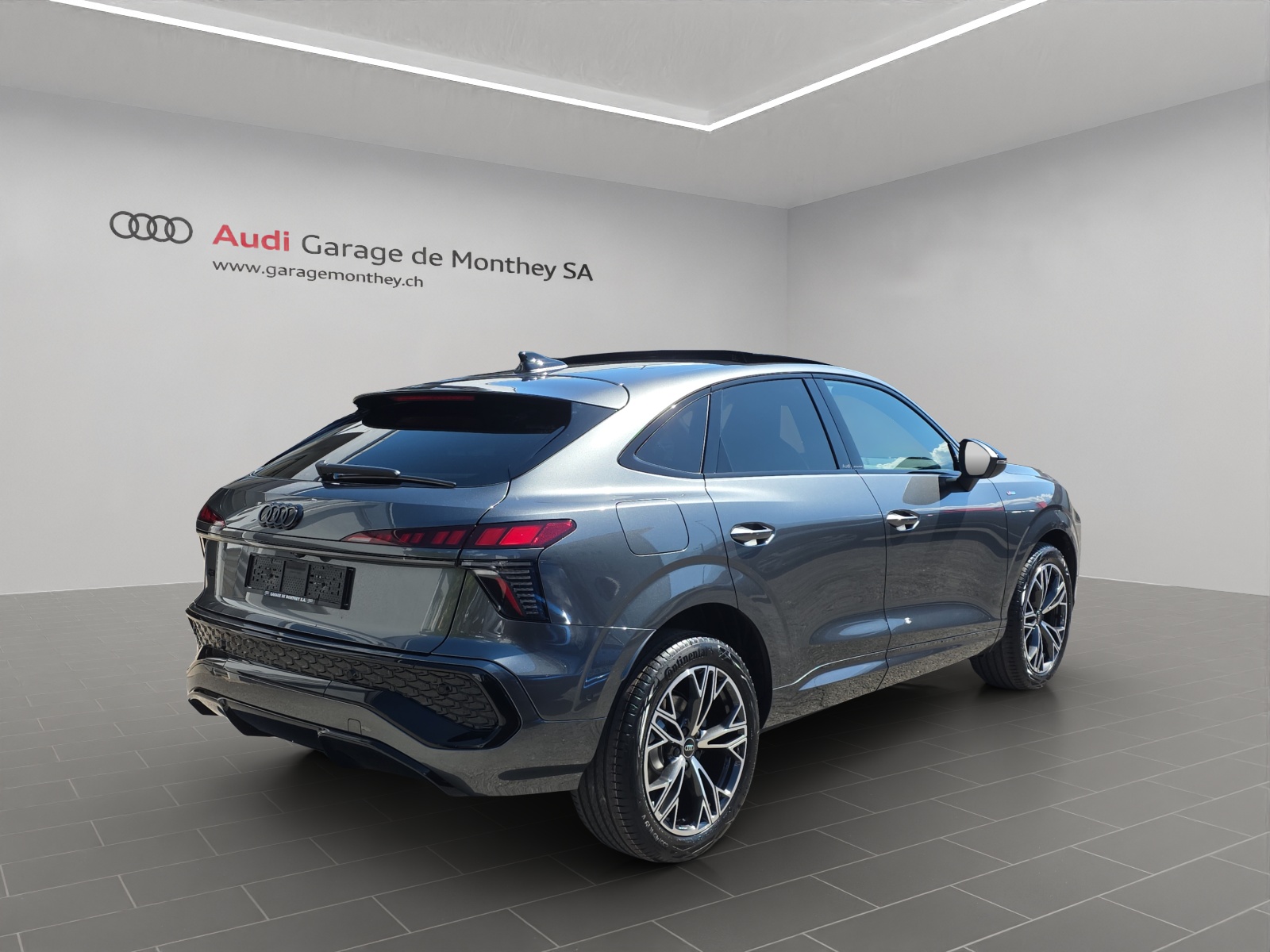 AUDI Q3 Sportback 110 kW TFSI S tronic-image-3