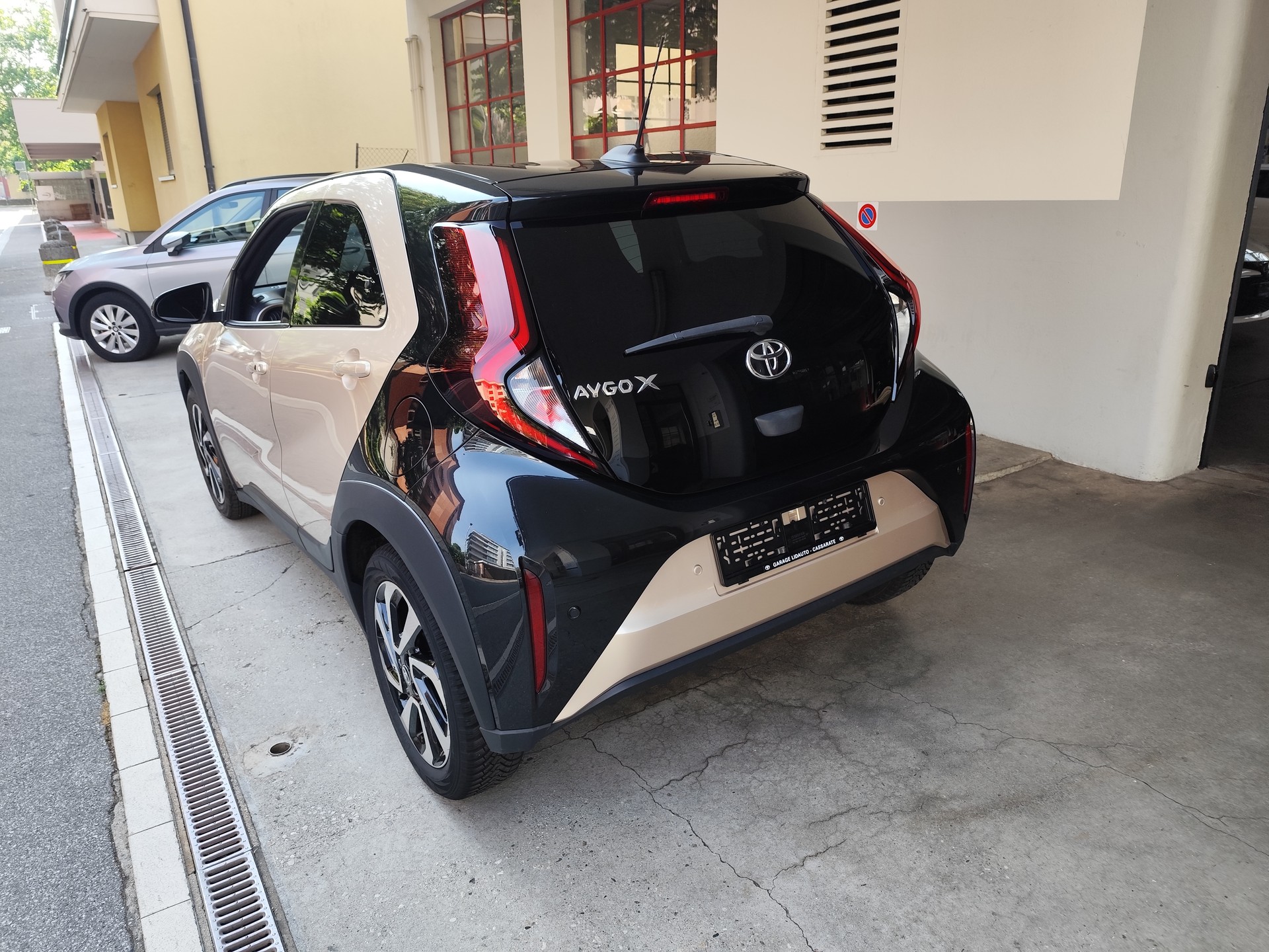 TOYOTA Aygo X 1.0 VVT-i Trend CVT-image-4