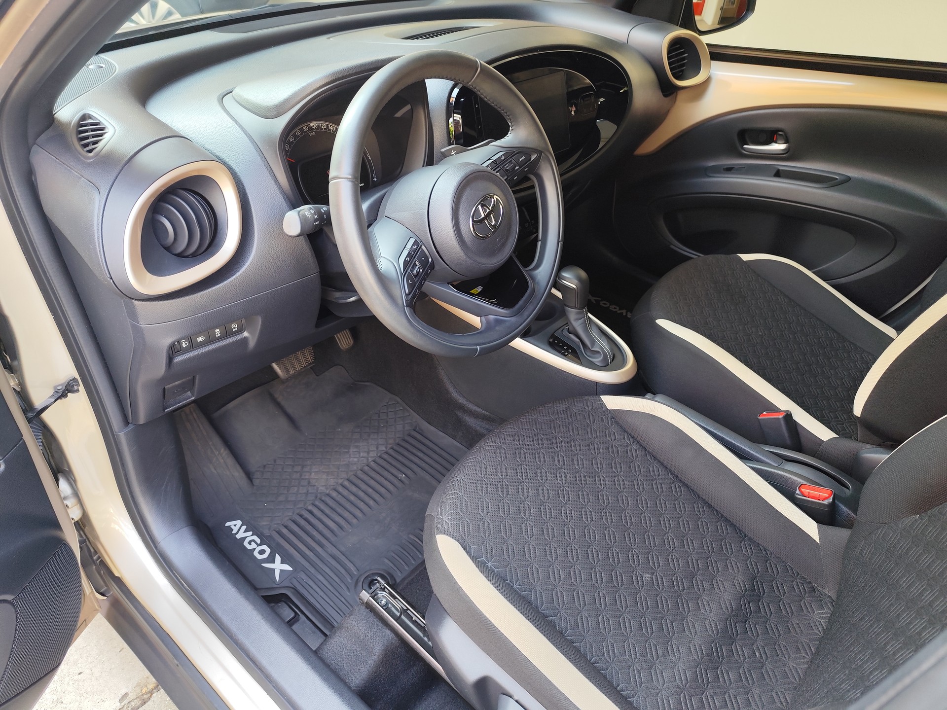 TOYOTA Aygo X 1.0 VVT-i Trend CVT-image-5