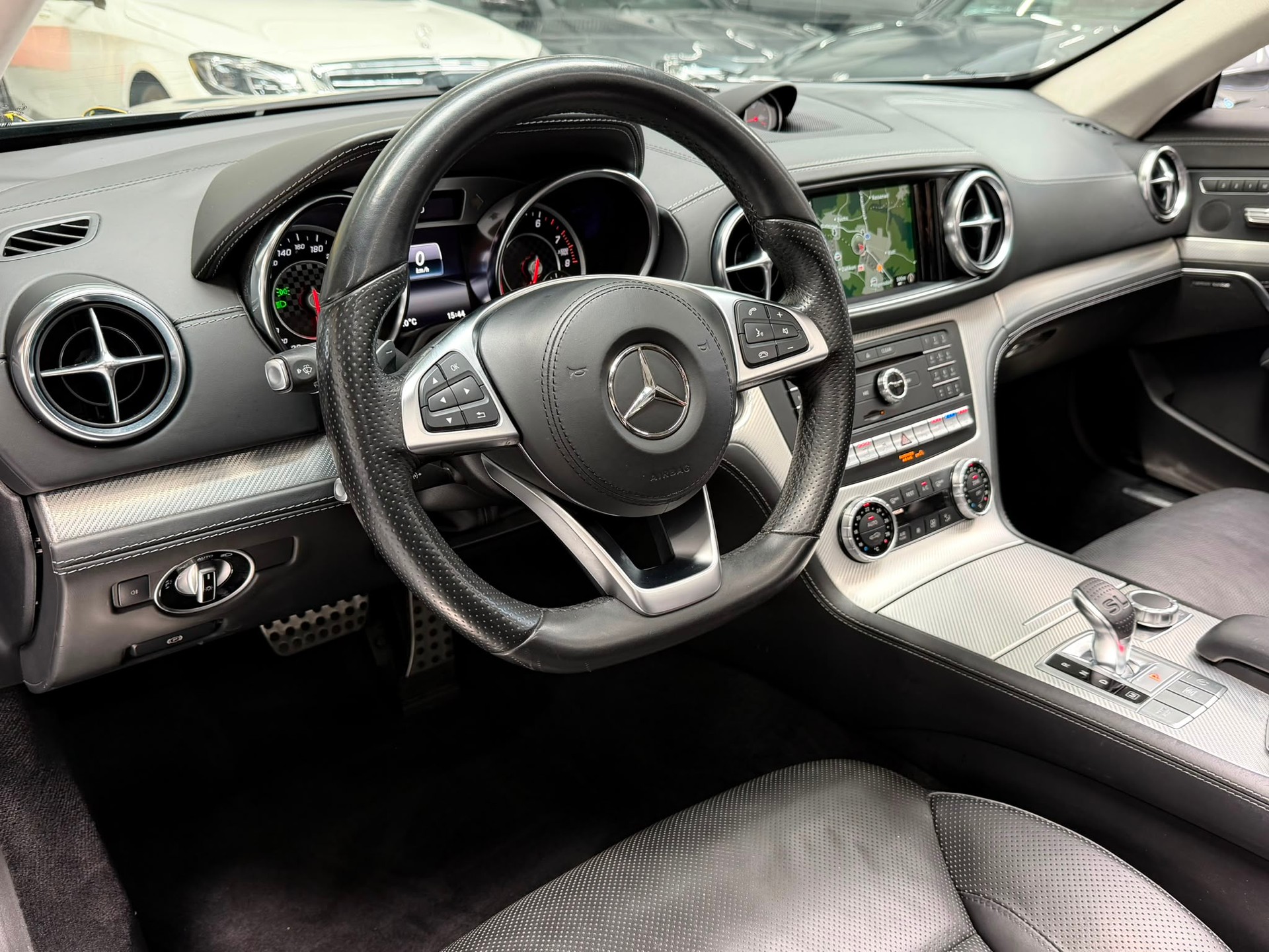 MERCEDES-BENZ SL 400 9G-Tronic AMG Line "Designo Grau Matt"-image-20