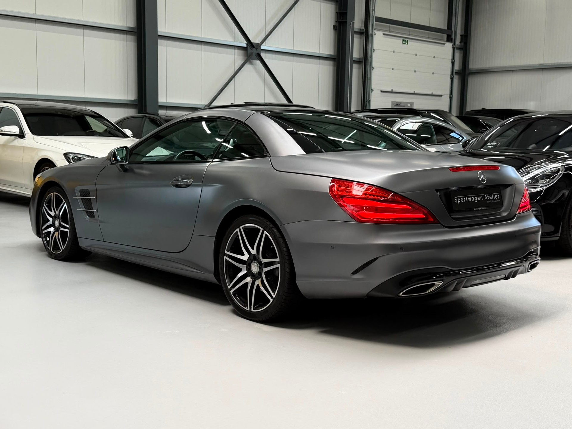MERCEDES-BENZ SL 400 9G-Tronic AMG Line "Designo Grau Matt"-image-3