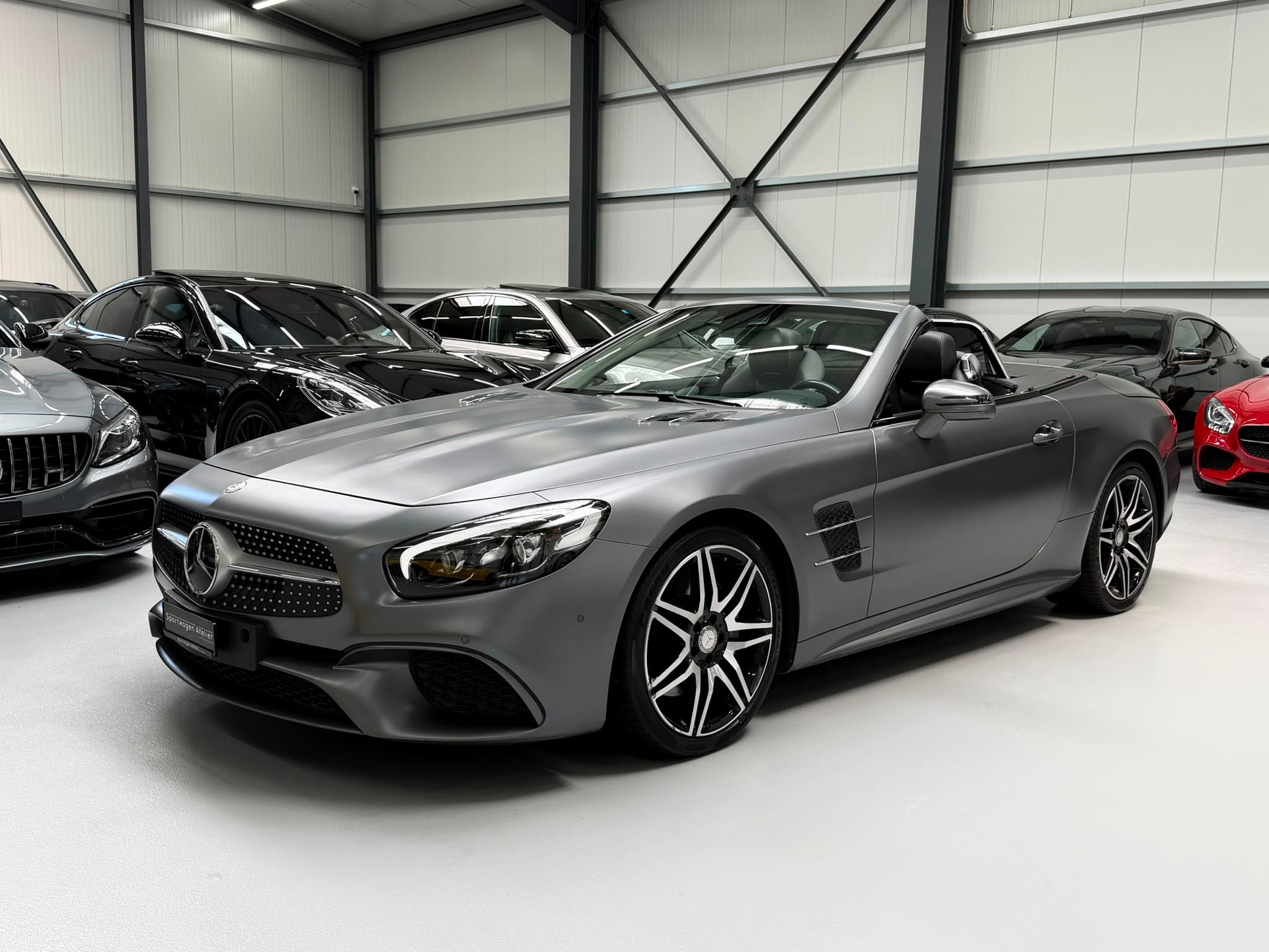 MERCEDES-BENZ SL 400 9G-Tronic AMG Line "Designo Grau Matt"-image-0
