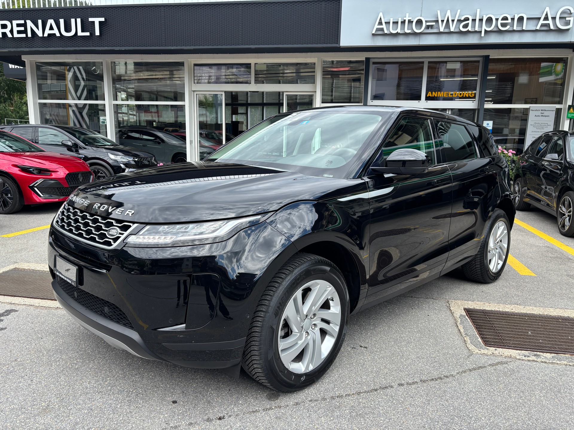 LAND ROVER Evoque D 150 S-image-0