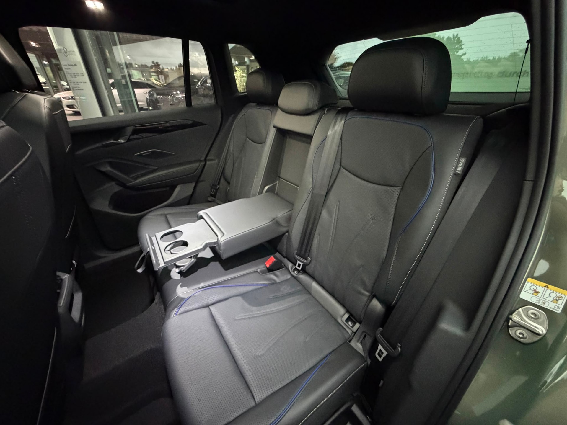 VW Tiguan 2.0 TSI DSG R-Line United 4Motion-image-22