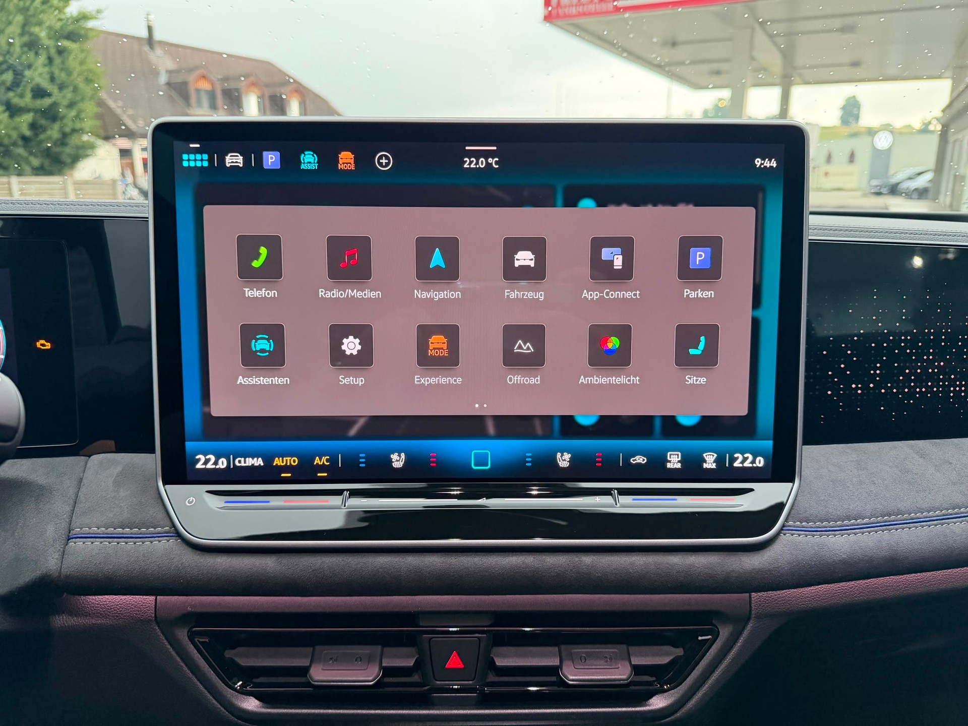 VW Tiguan 2.0 TSI DSG R-Line United 4Motion-image-17