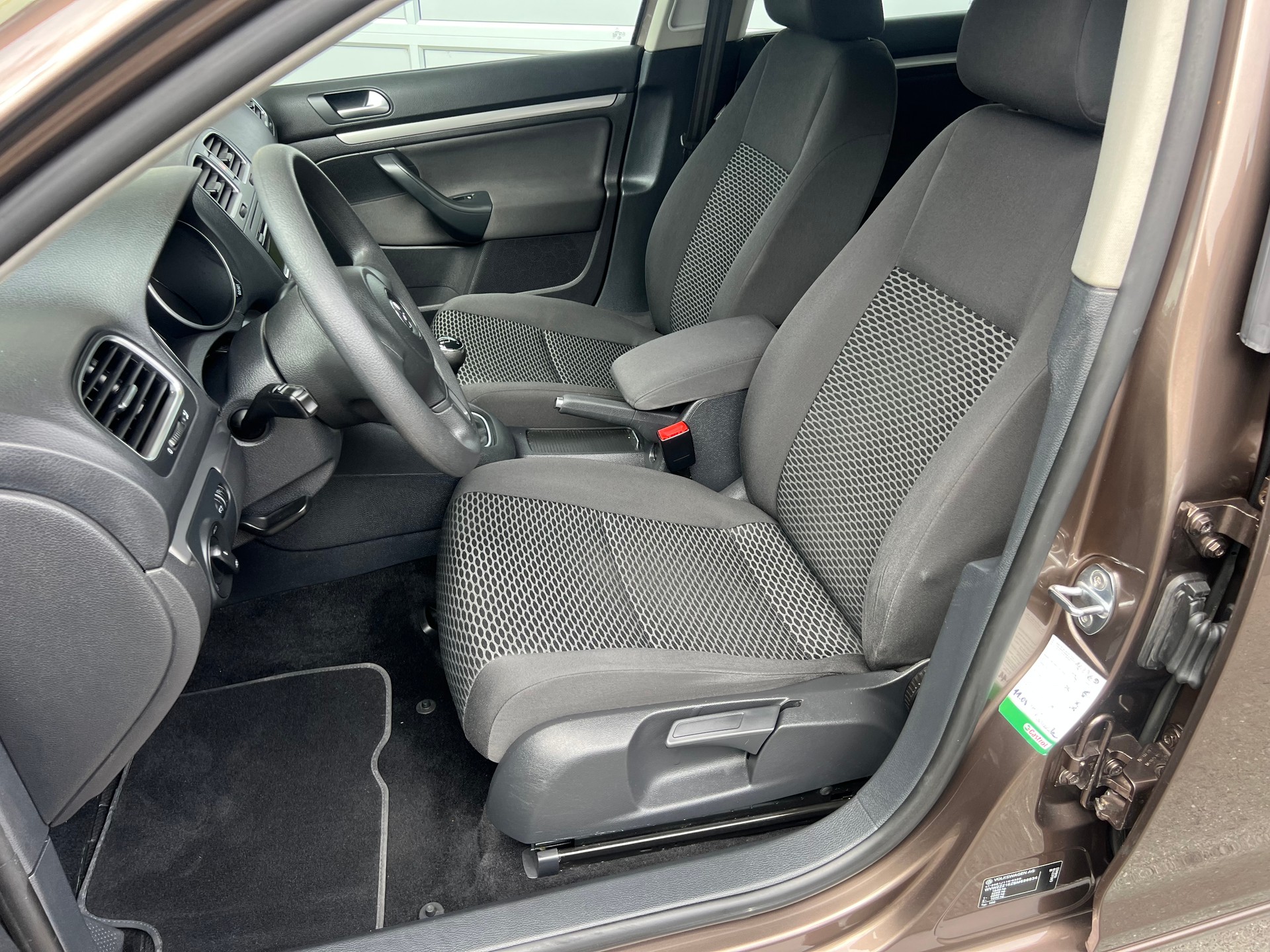 VW Golf Variant 1.4 TSI Comfortline PS 122 ** Klima * Tempomat * 8 fachbereift * frisch ab MFK * 1 Jahr Garantie möglich **-image-13