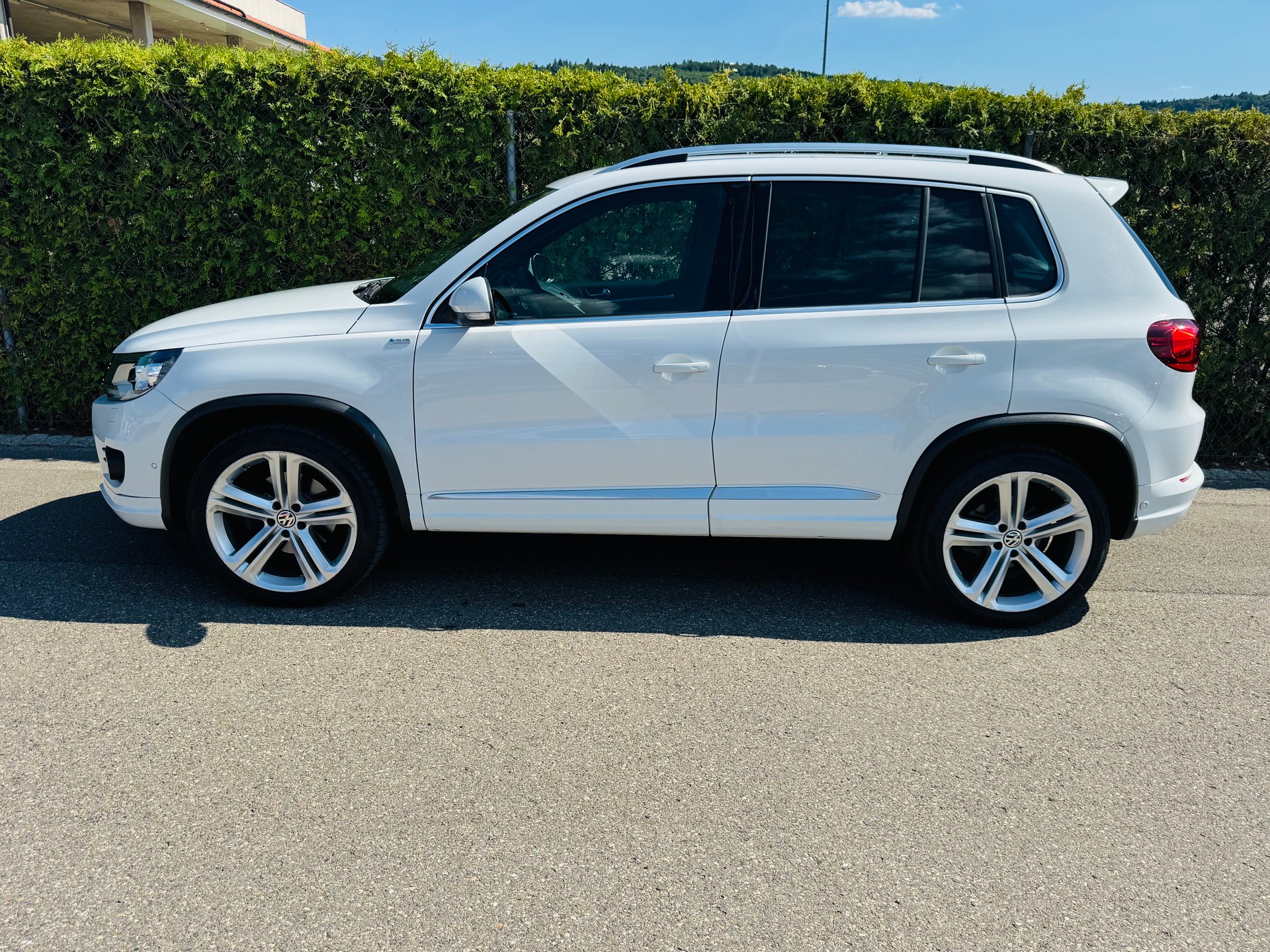 VW Tiguan 2.0 TSI Cup R-Line 4Motion DSG-image-7