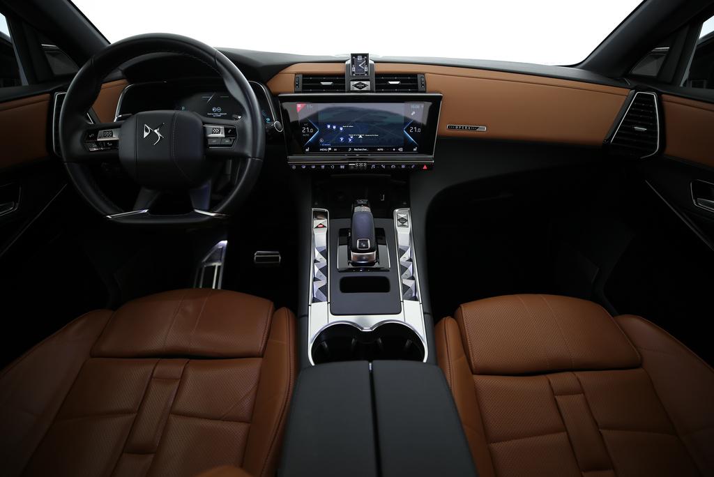 DS AUTOMOBILES 7 Crossback 1.6 E-Tense So Chic 4x4-image-4