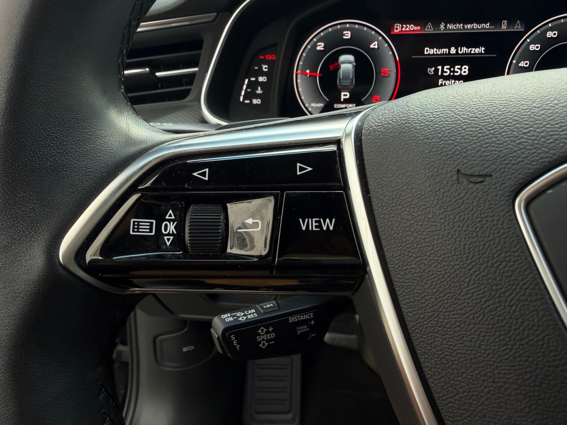 AUDI A6 Avant 40 TDI Sport Attraction quattro S-tronic-image-20