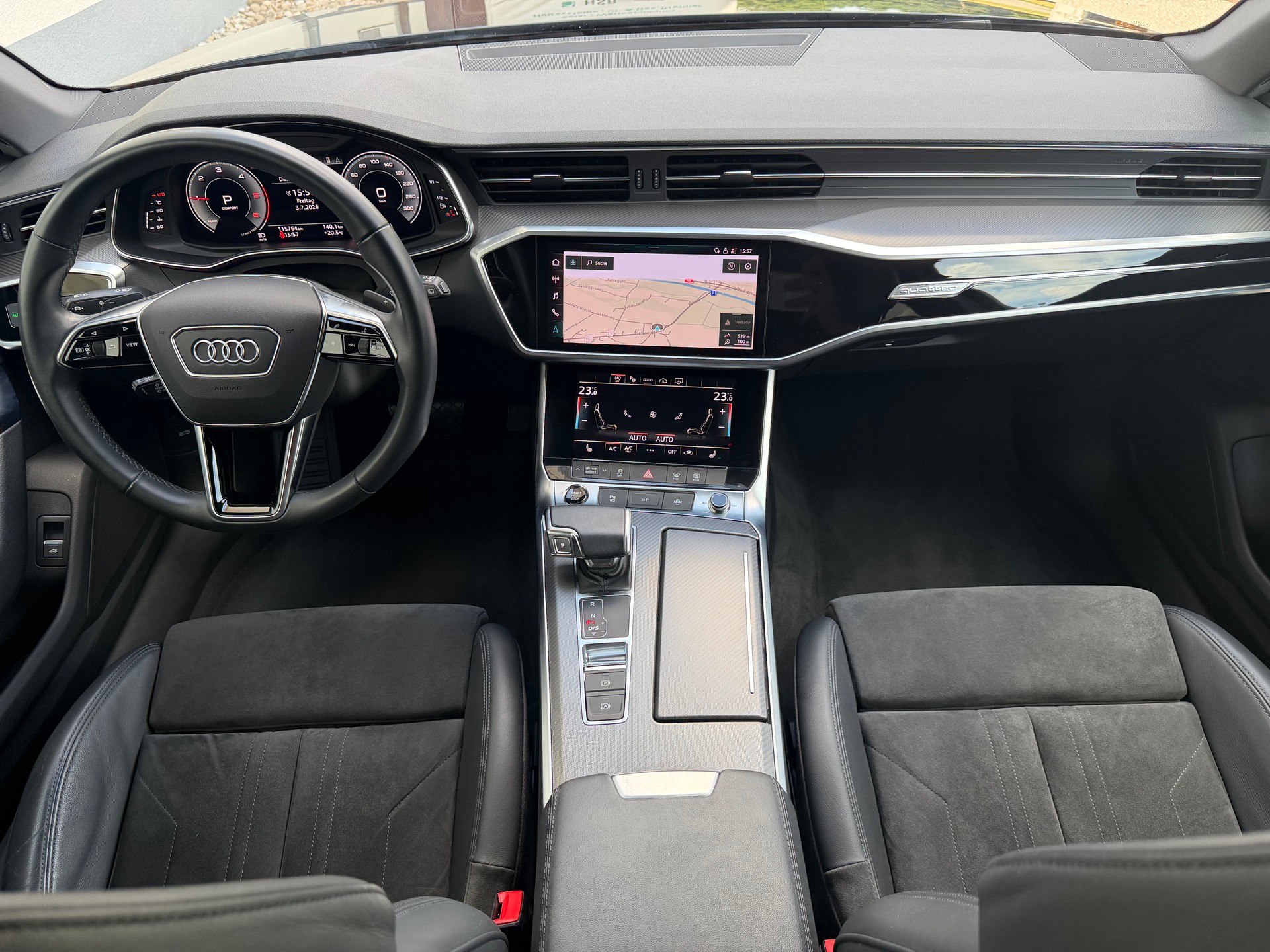 AUDI A6 Avant 40 TDI Sport Attraction quattro S-tronic-image-18