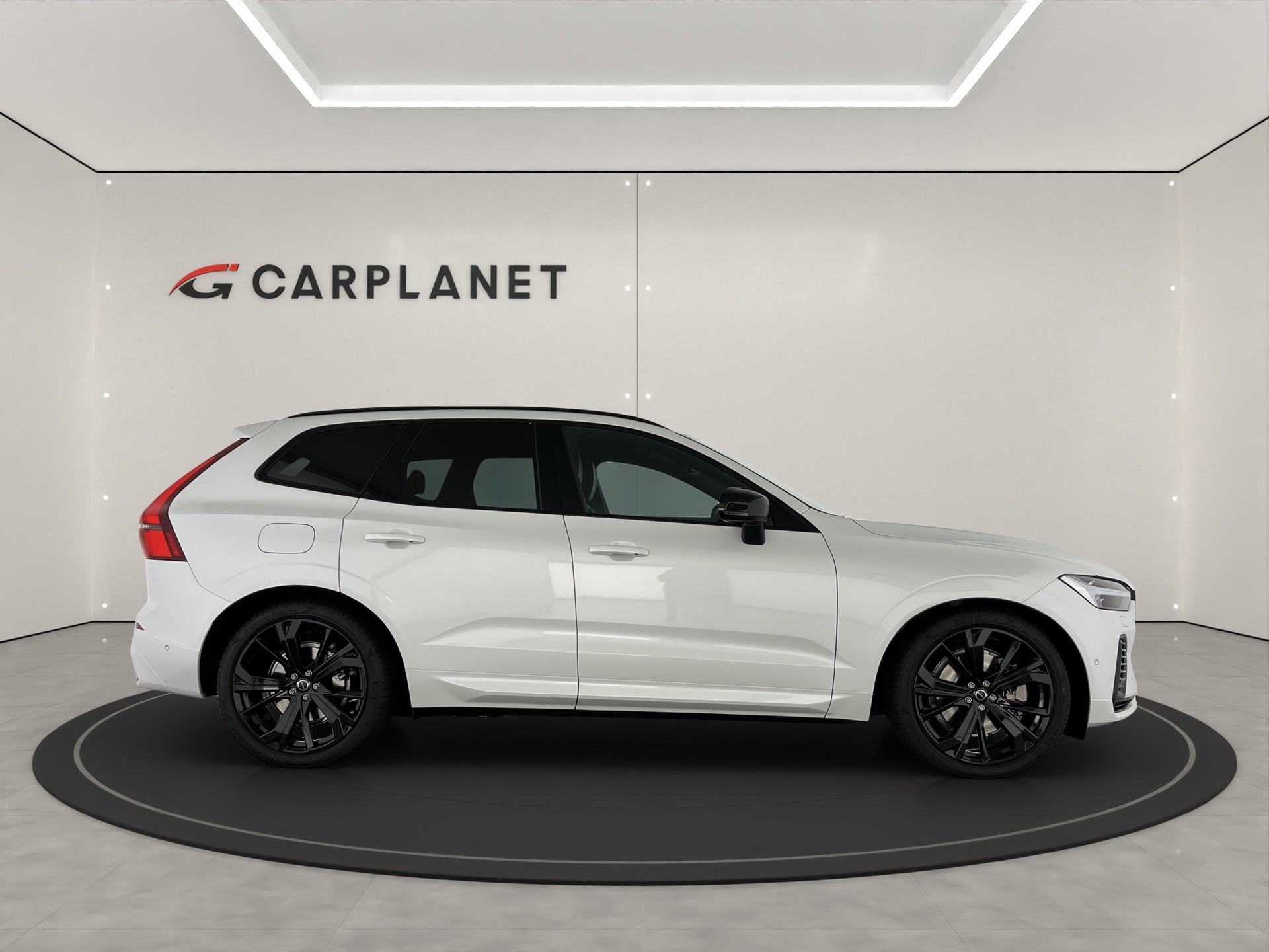 VOLVO XC60 2.0 T8 TE Black Edition eAWD-image-2