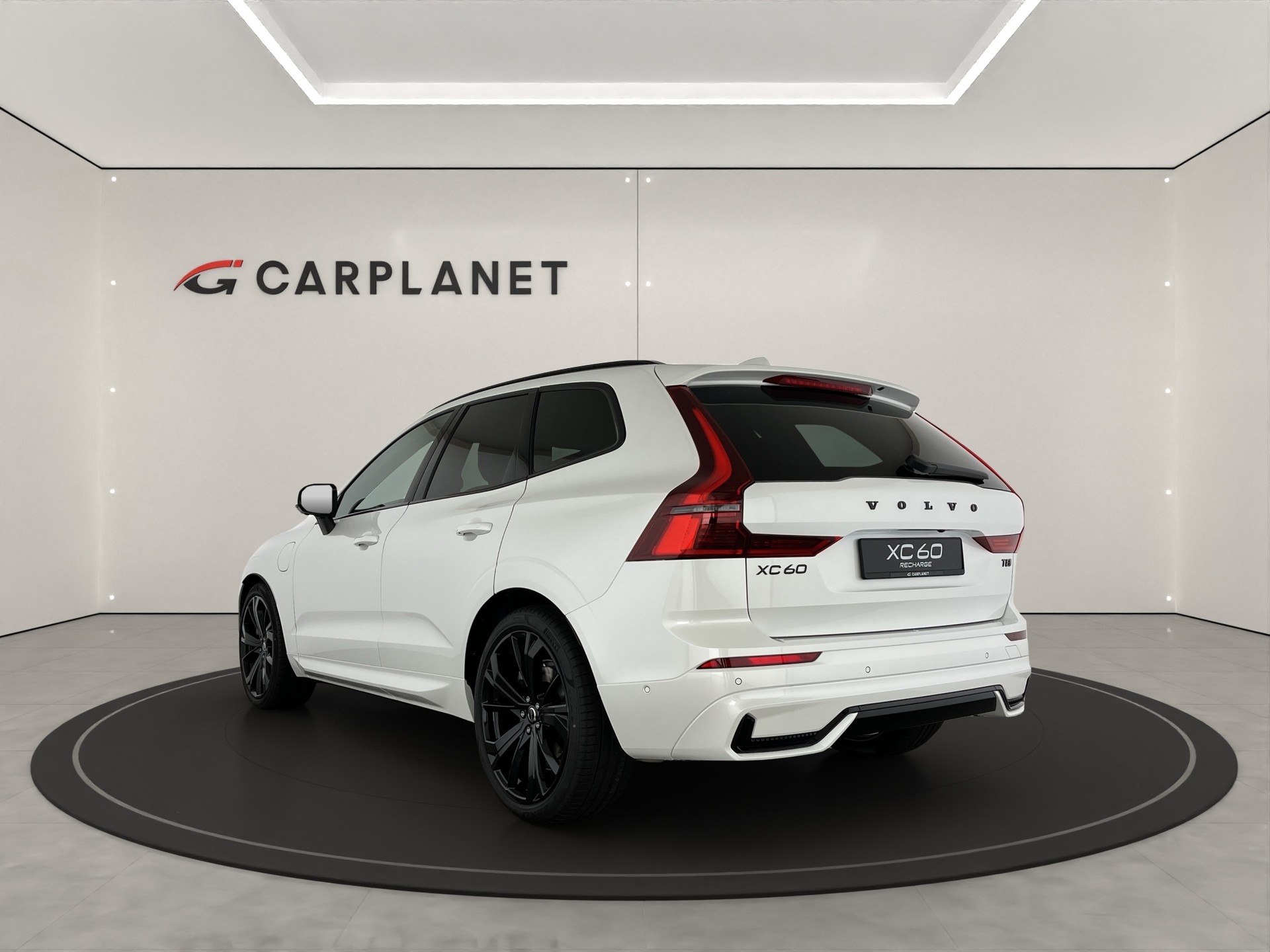 VOLVO XC60 2.0 T8 TE Black Edition eAWD-image-3