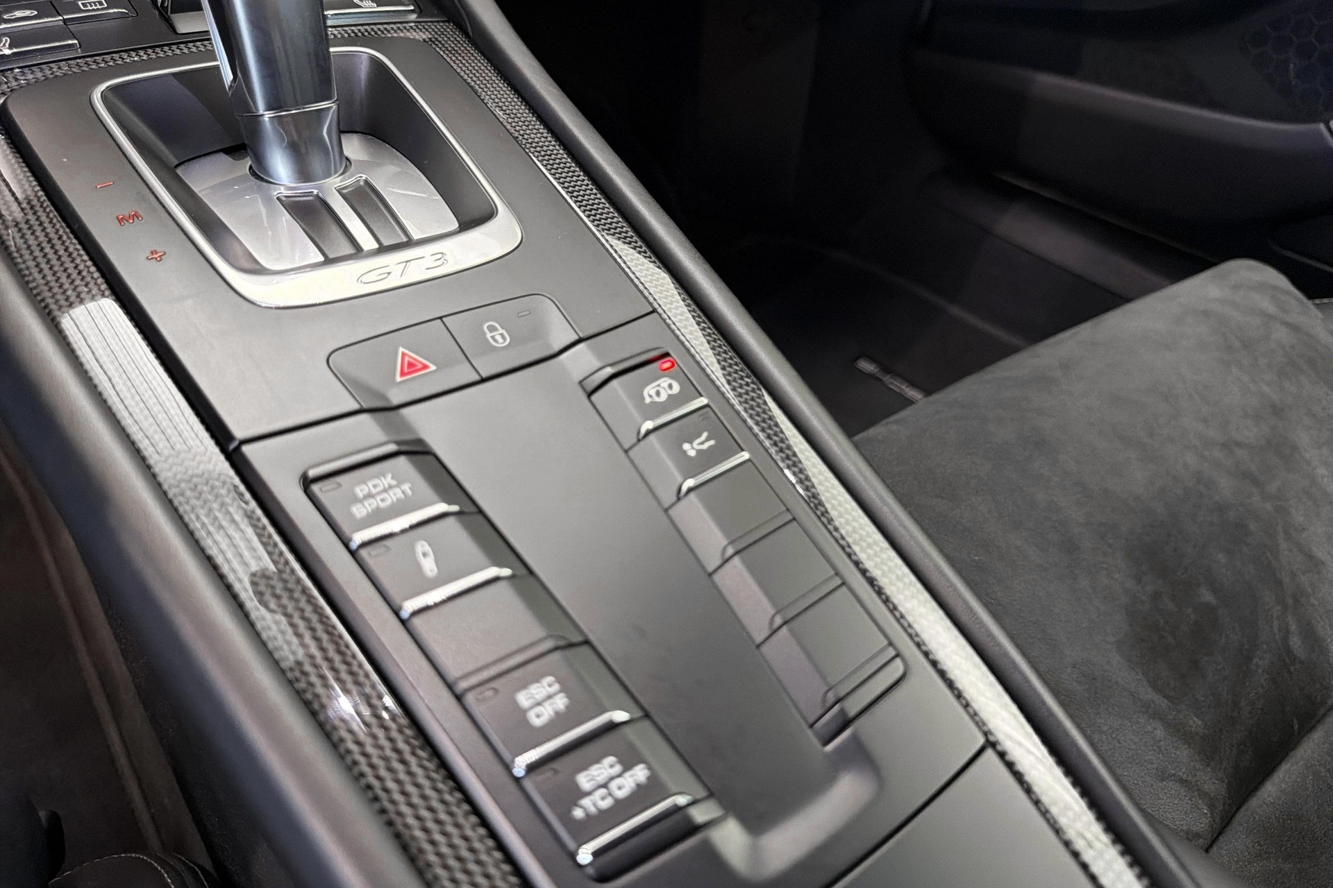 PORSCHE 911 GT3 PDK-image-13