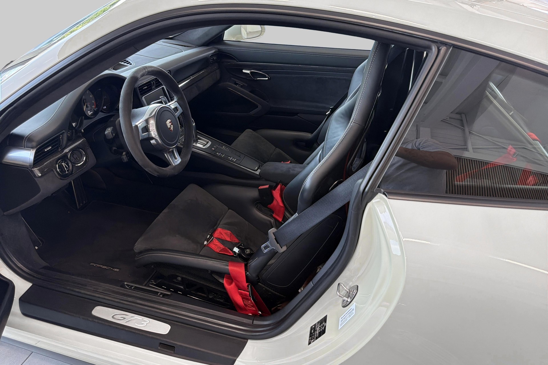 PORSCHE 911 GT3 PDK-image-15