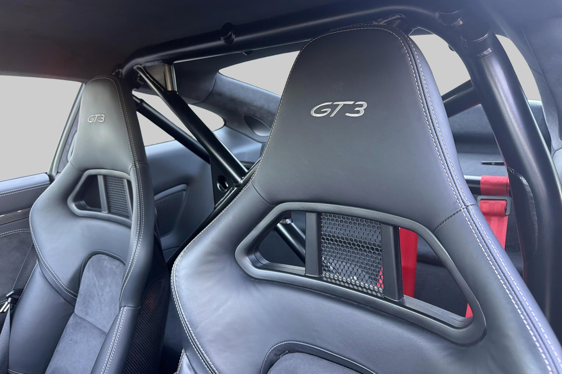 PORSCHE 911 GT3 PDK-image-22