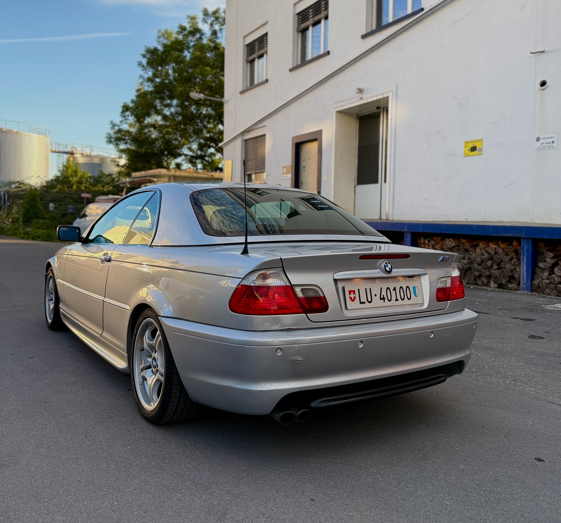 BMW 330Ci Cabriolet-image-7