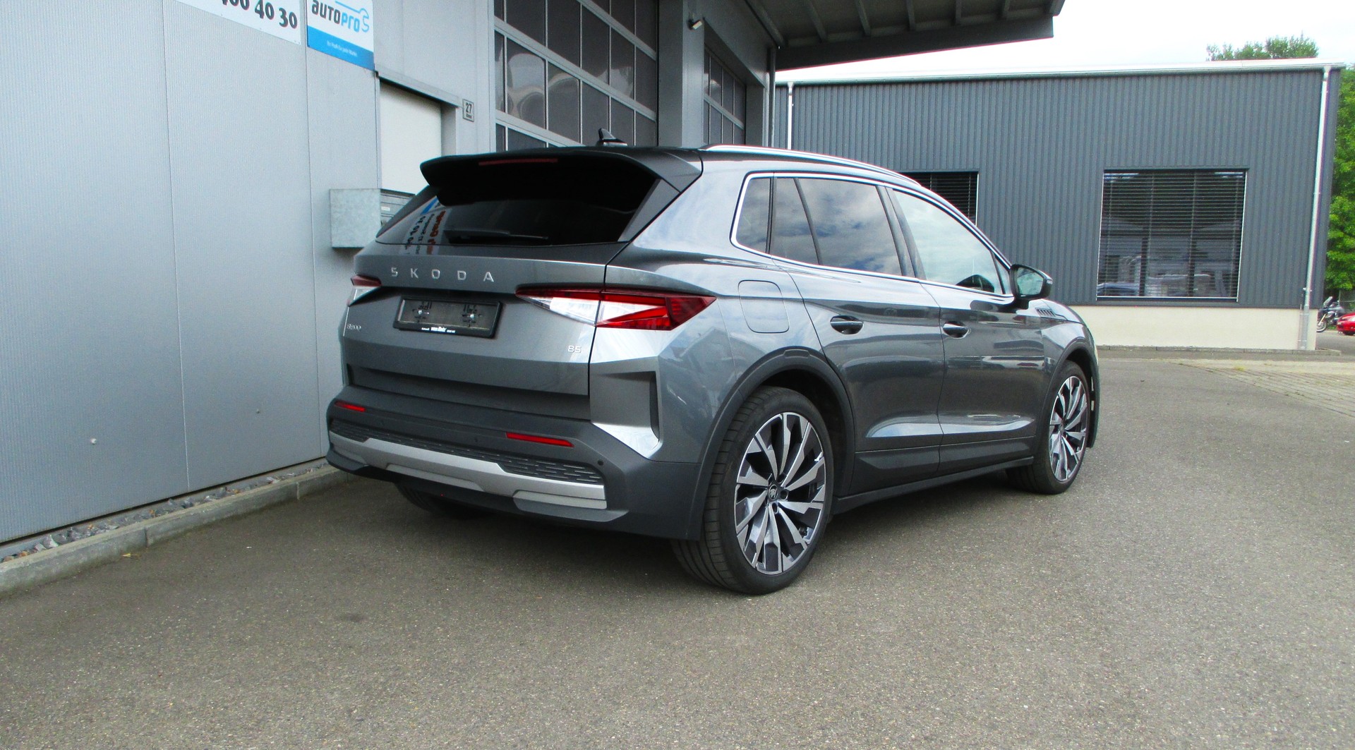 SKODA Elroq 85-image-2
