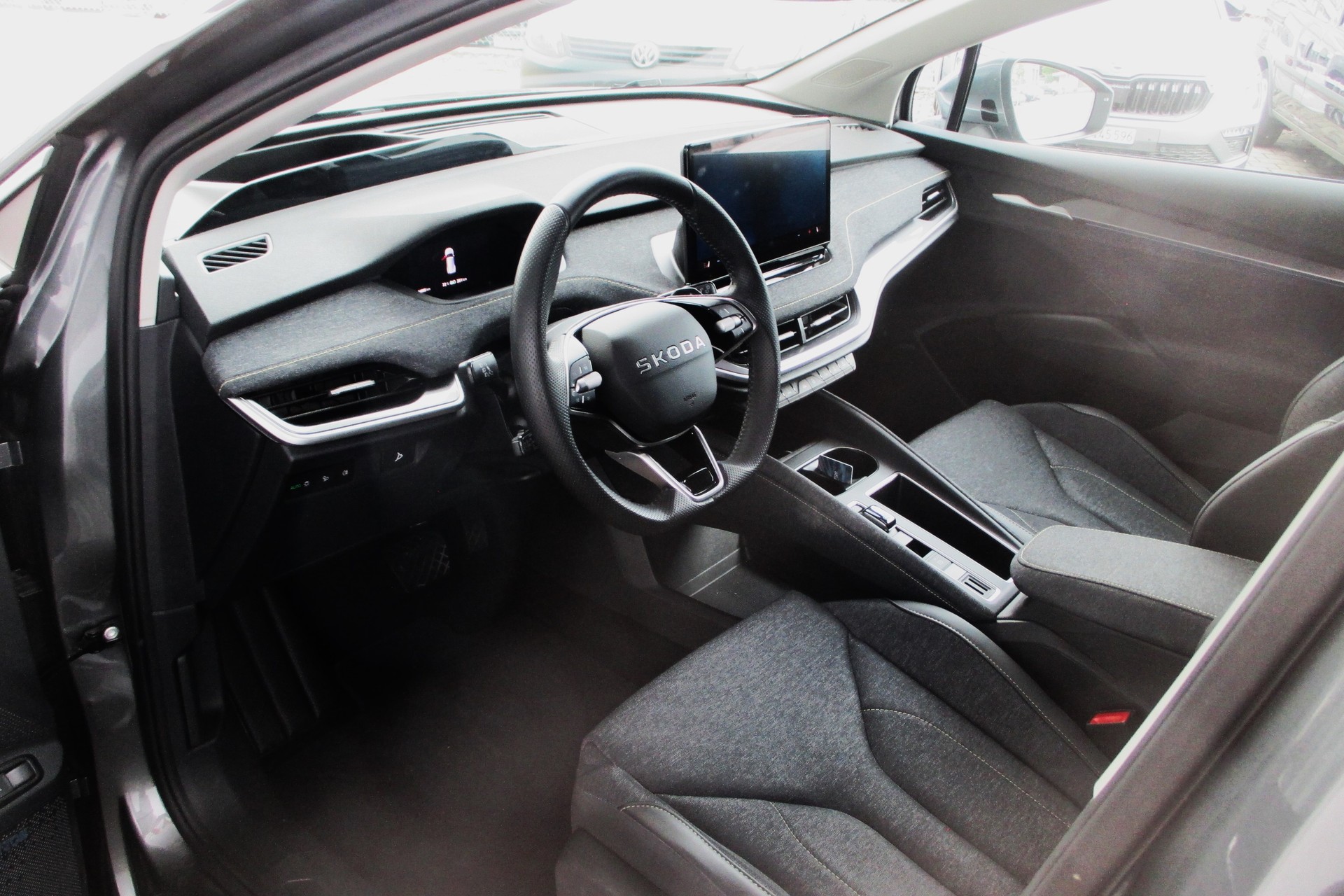 SKODA Elroq 85-image-5