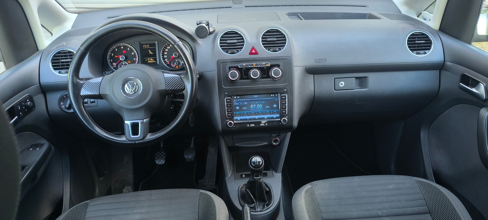 VW Caddy 1.2 TSI Family CUP-image-9