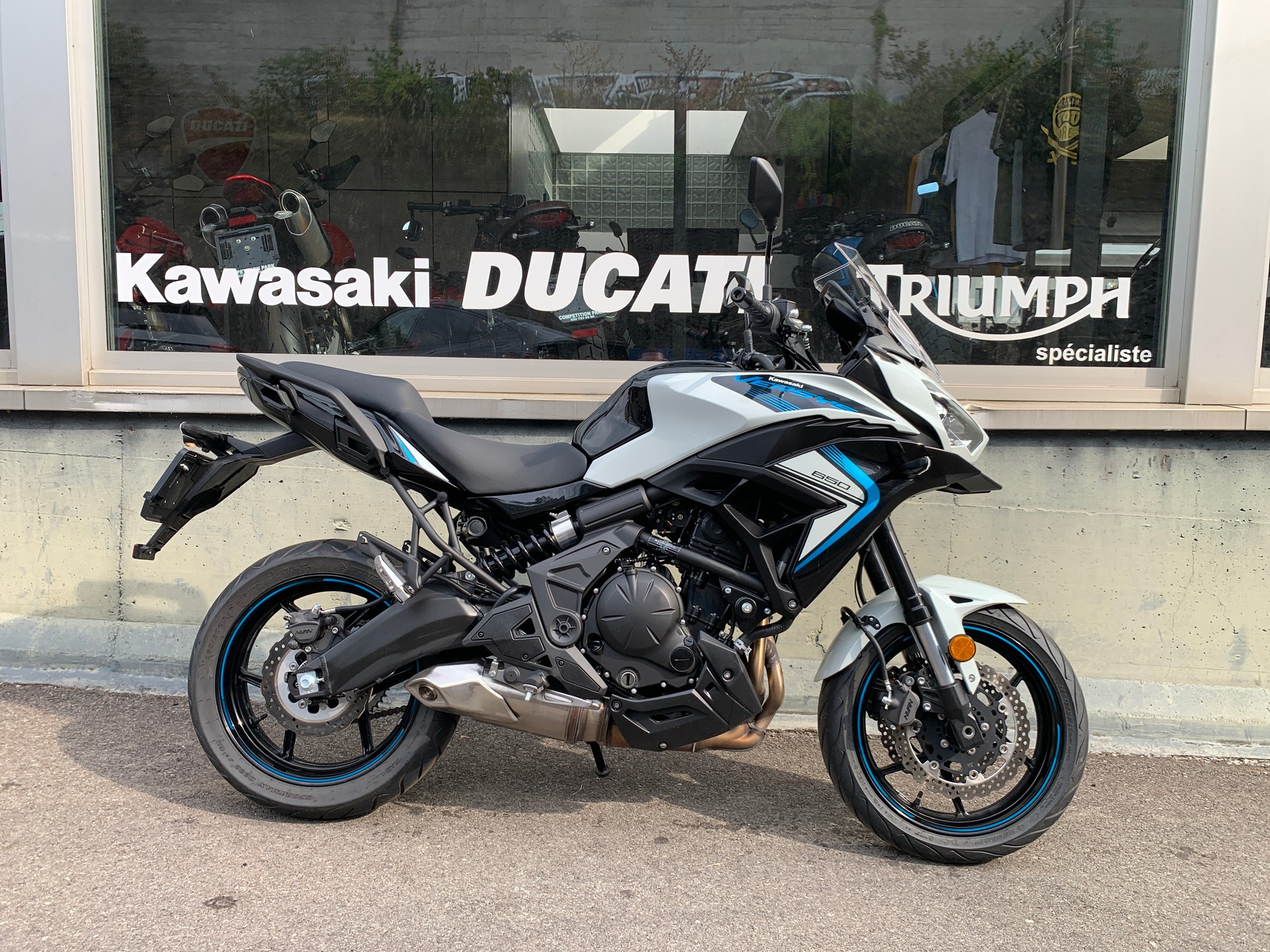 KAWASAKI Versys 650