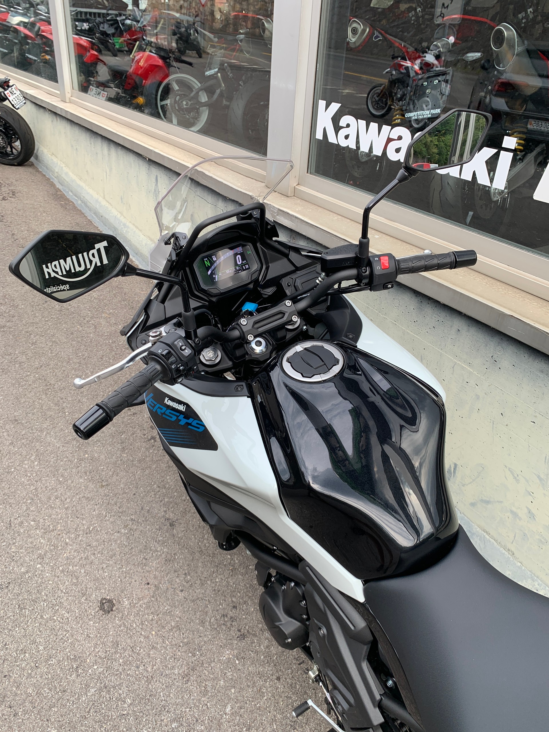 KAWASAKI Versys 650-image-4