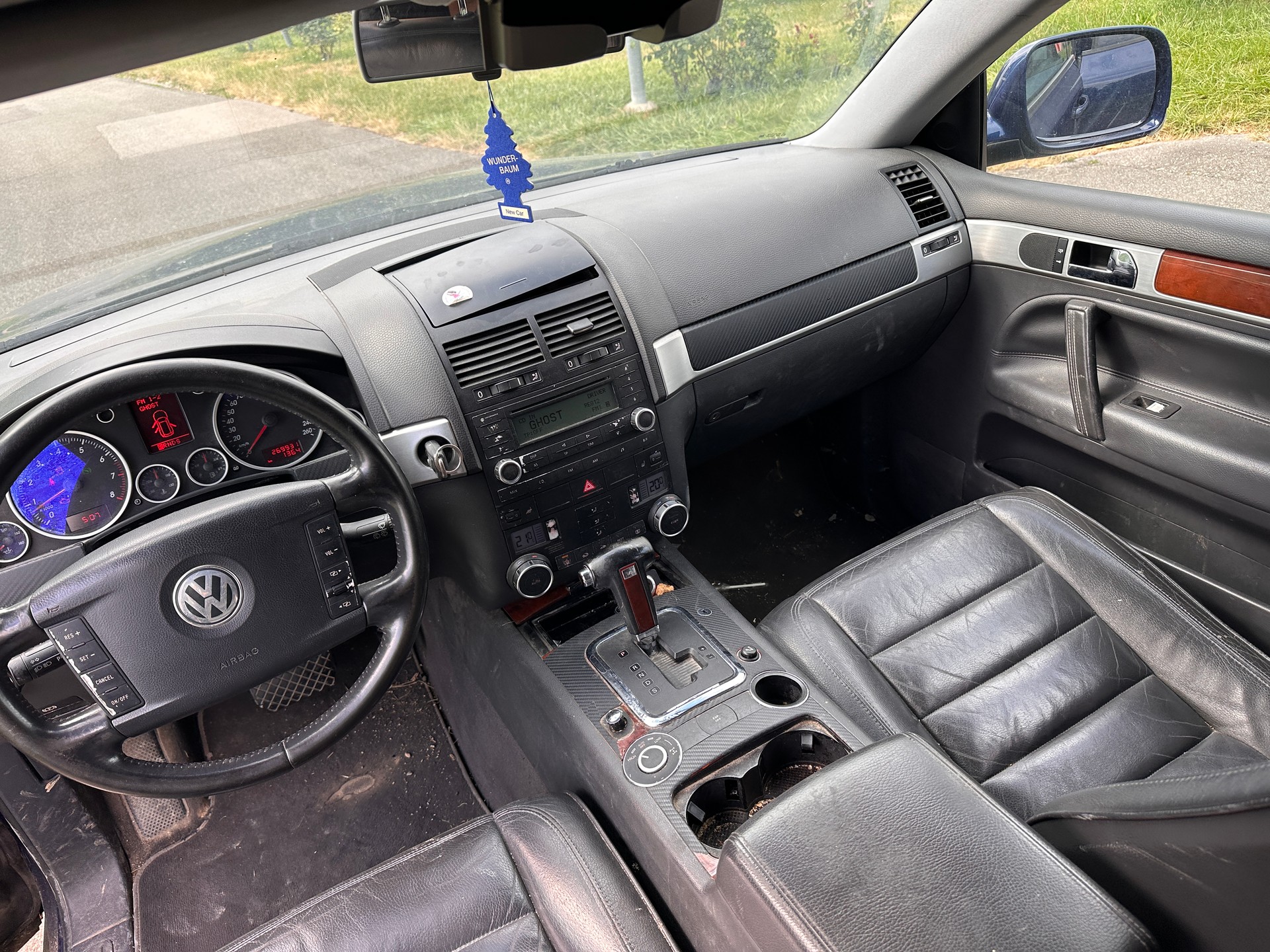 VW Touareg 3.2 V6-image-2