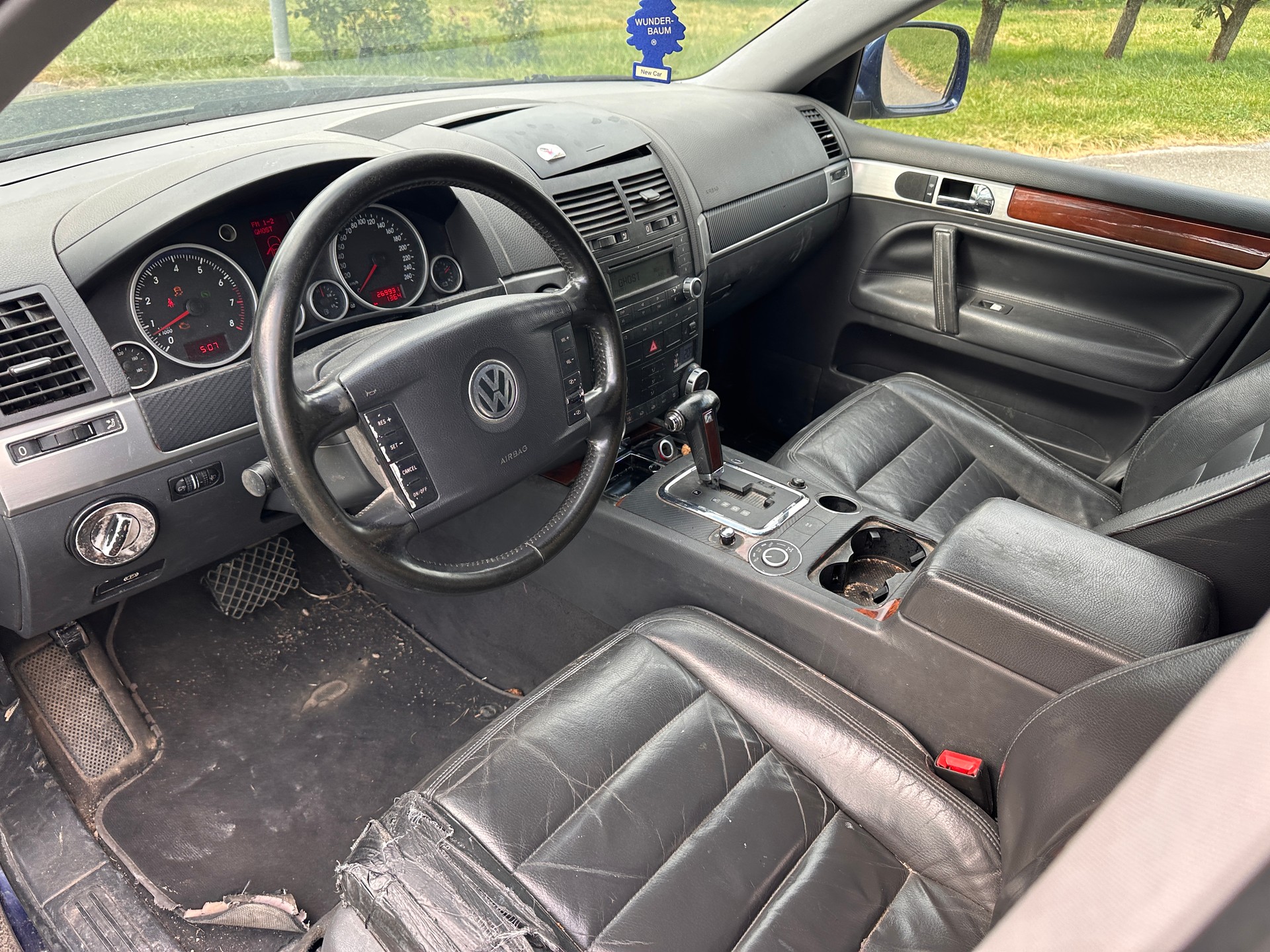 VW Touareg 3.2 V6-image-5