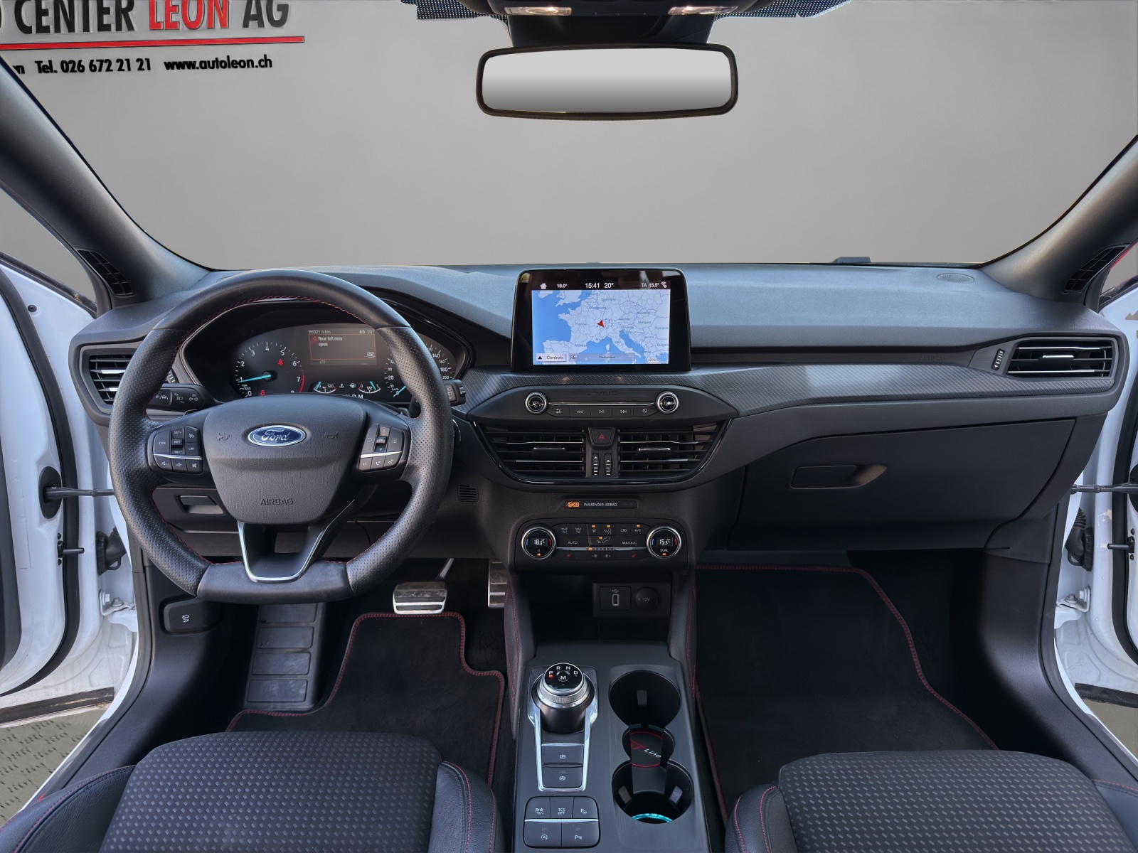FORD Focus 1.0 SCTi ST Line Automatic-image-13