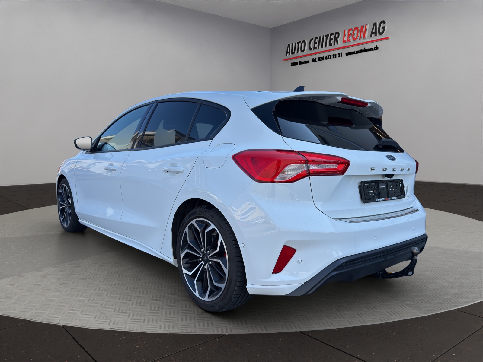 FORD Focus 1.0 SCTi ST Line Automatic-image-3