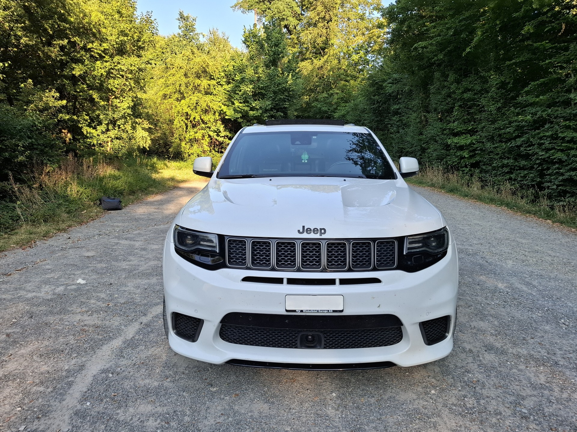 JEEP 6.2 V8 HEMI Trackhawk-image-0